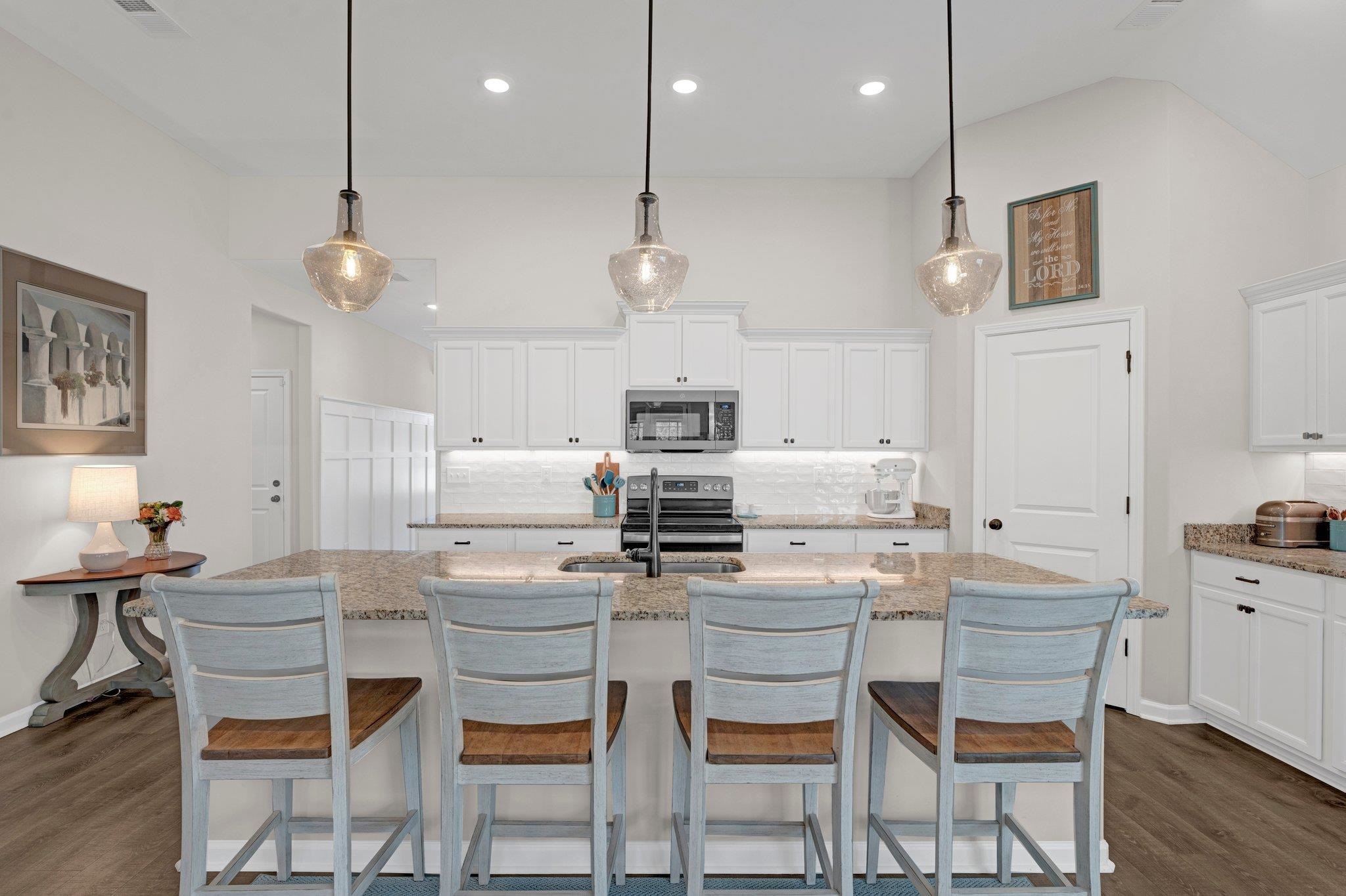 345 CHEROKEE CIR