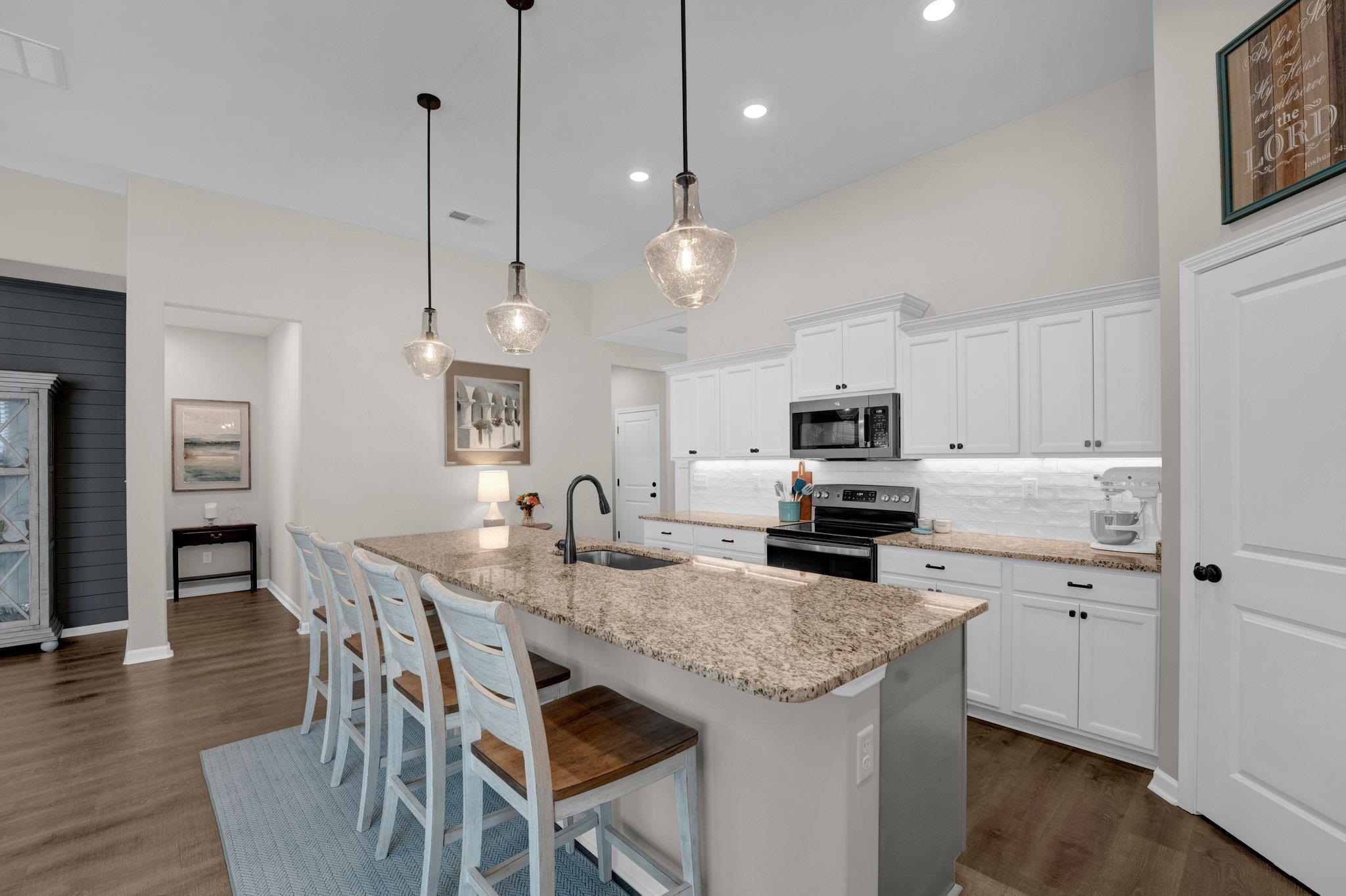 345 CHEROKEE CIR