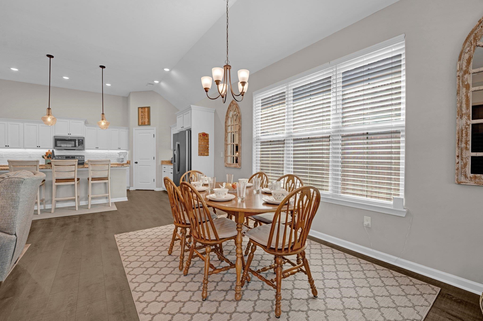 345 CHEROKEE CIR