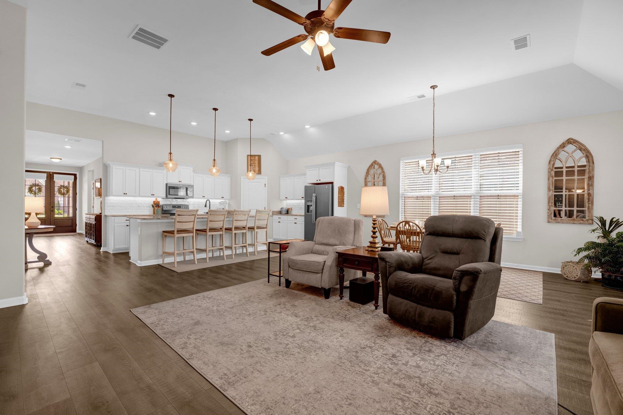 345 CHEROKEE CIR