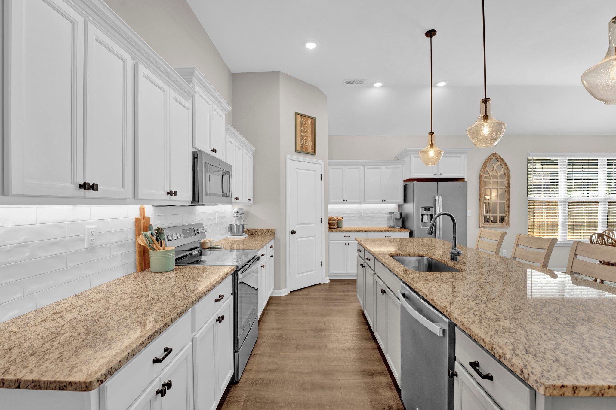 345 CHEROKEE CIR