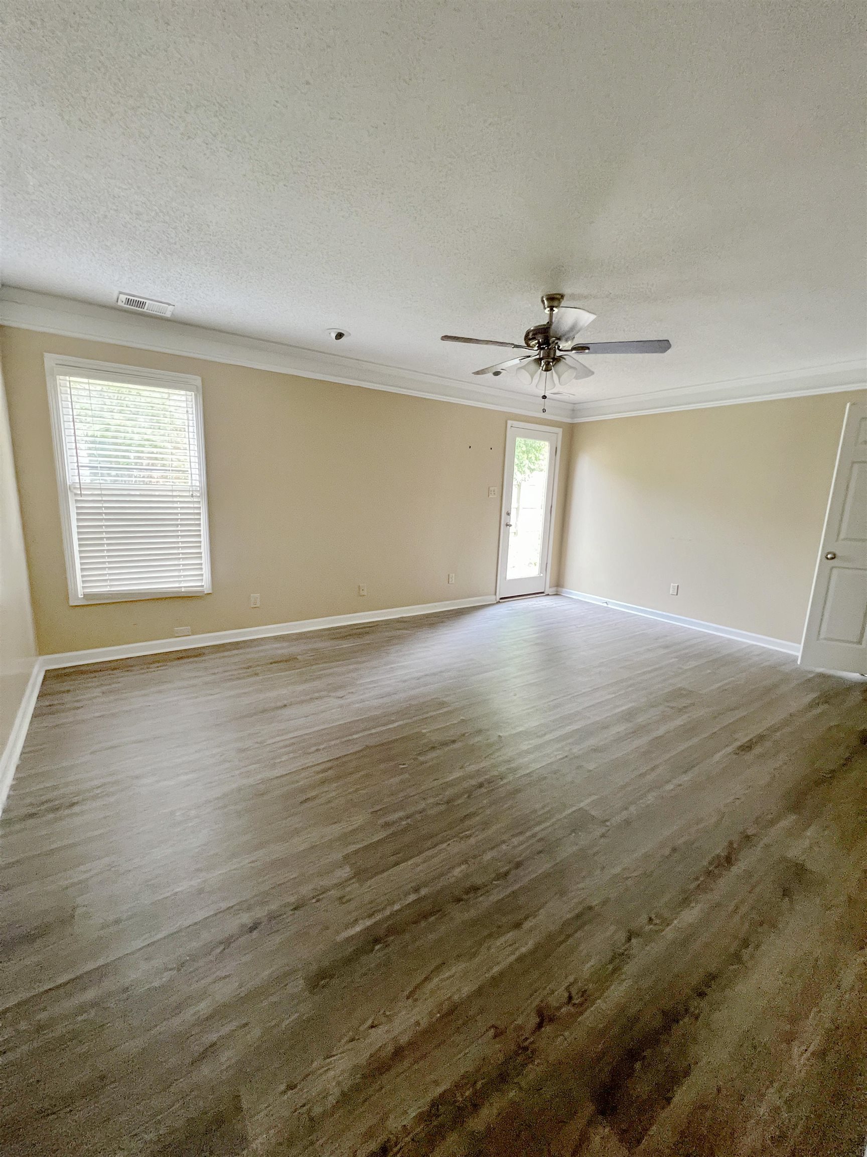 8879 CHIMNEYROCK BLVD