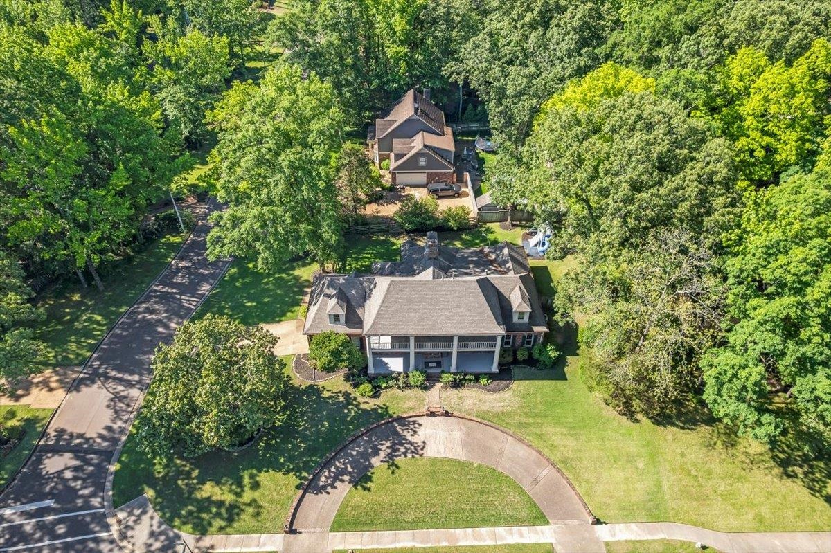 8475 DOGWOOD RD