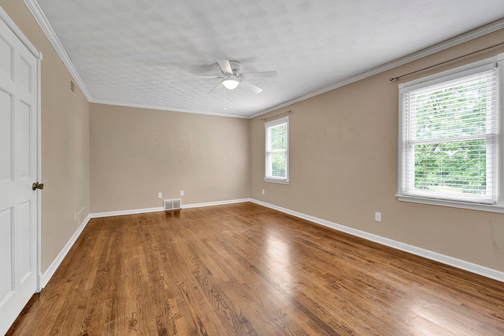 6121 ASHLEY RD