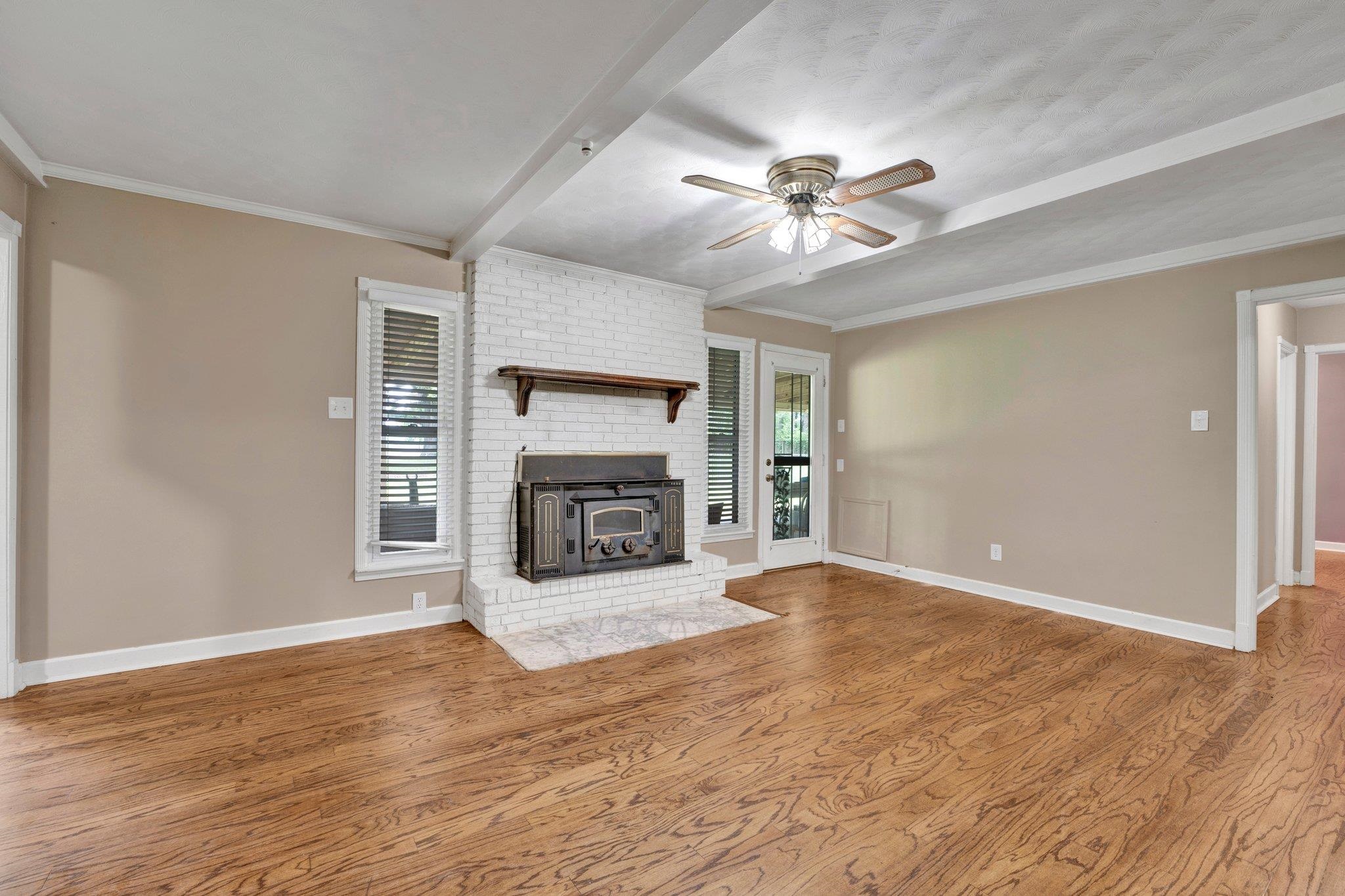 6121 ASHLEY RD