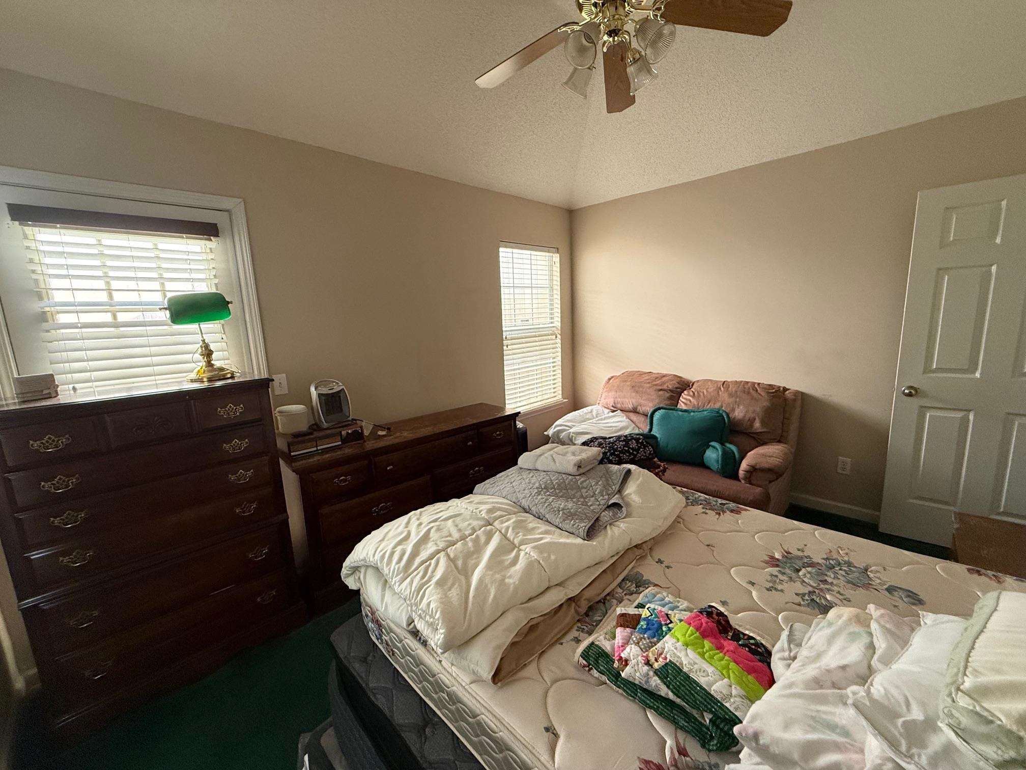 6734 N REGENCY PARK CIR