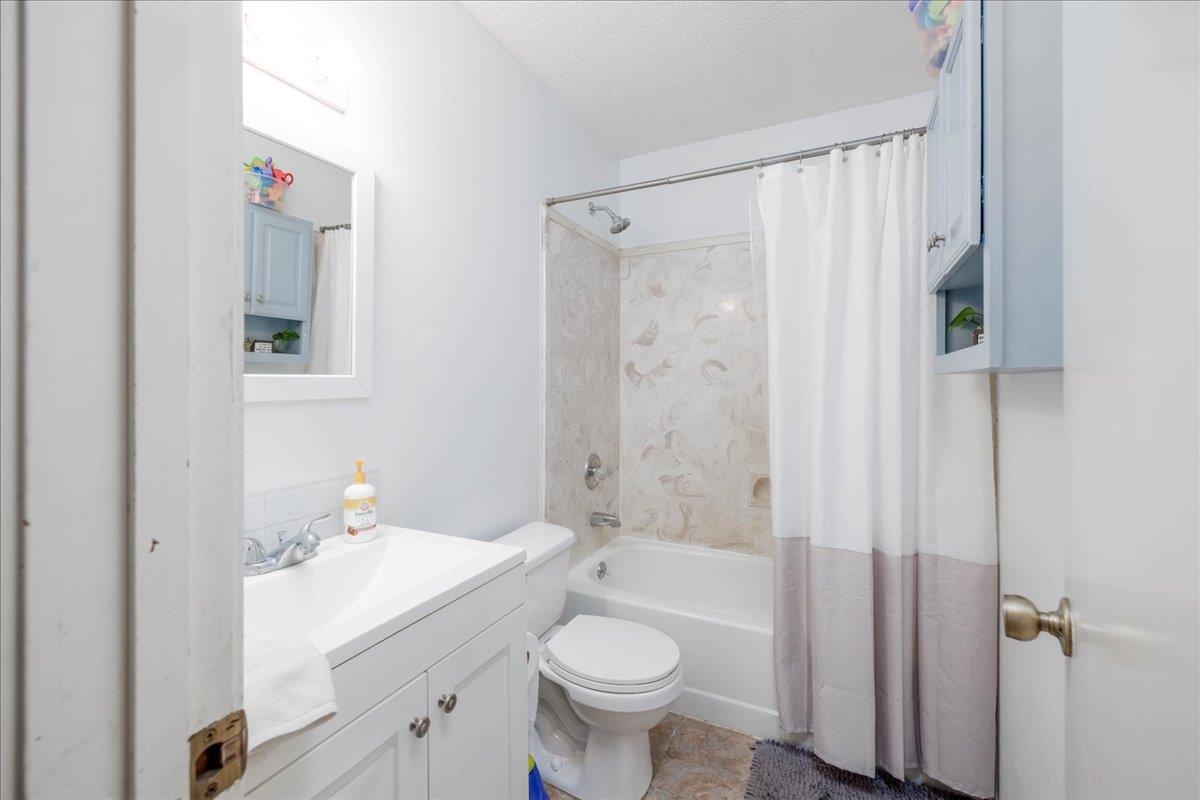 4357 WATER BRIAR RD