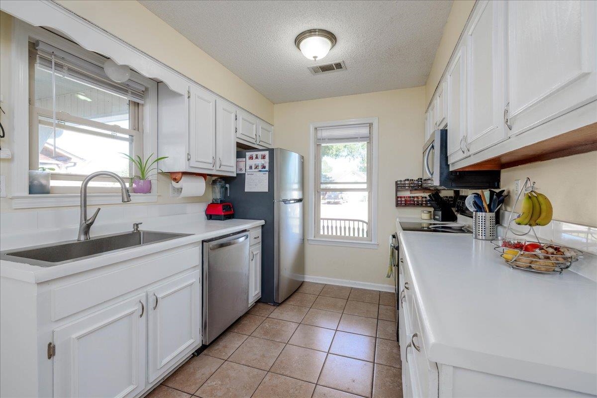 4357 WATER BRIAR RD