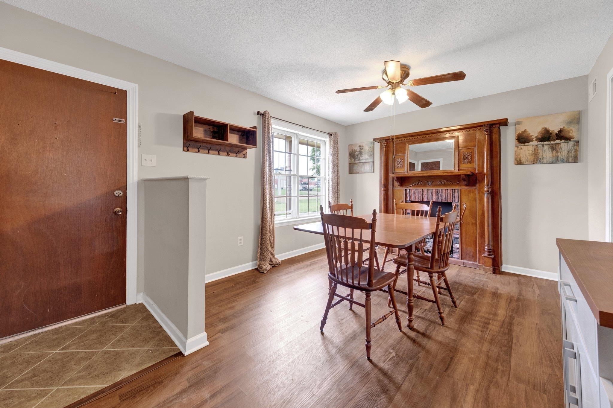 3990 LUTHER RD