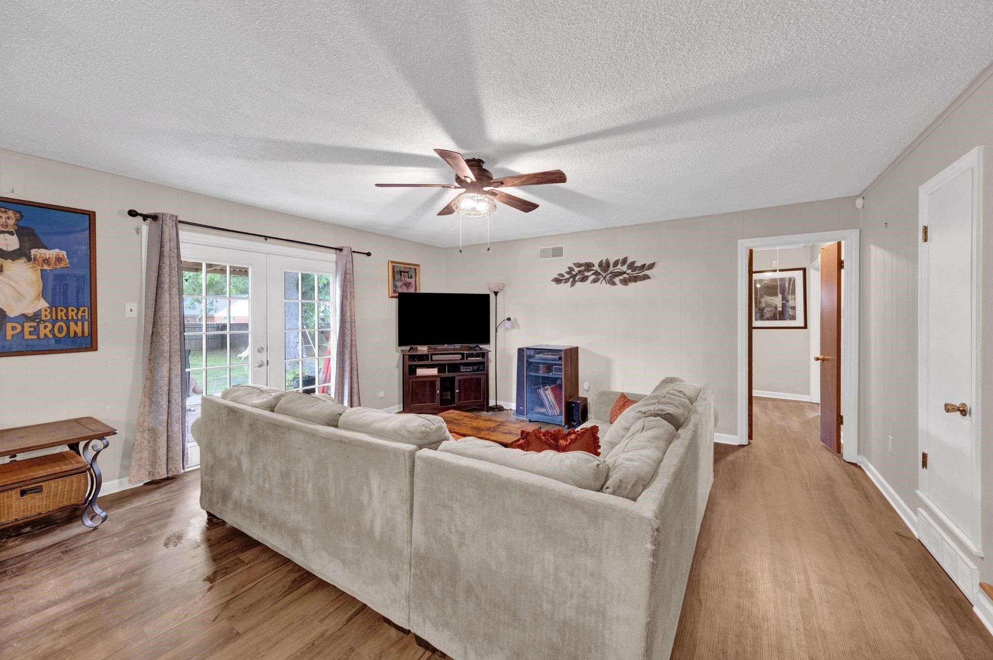 3990 LUTHER RD