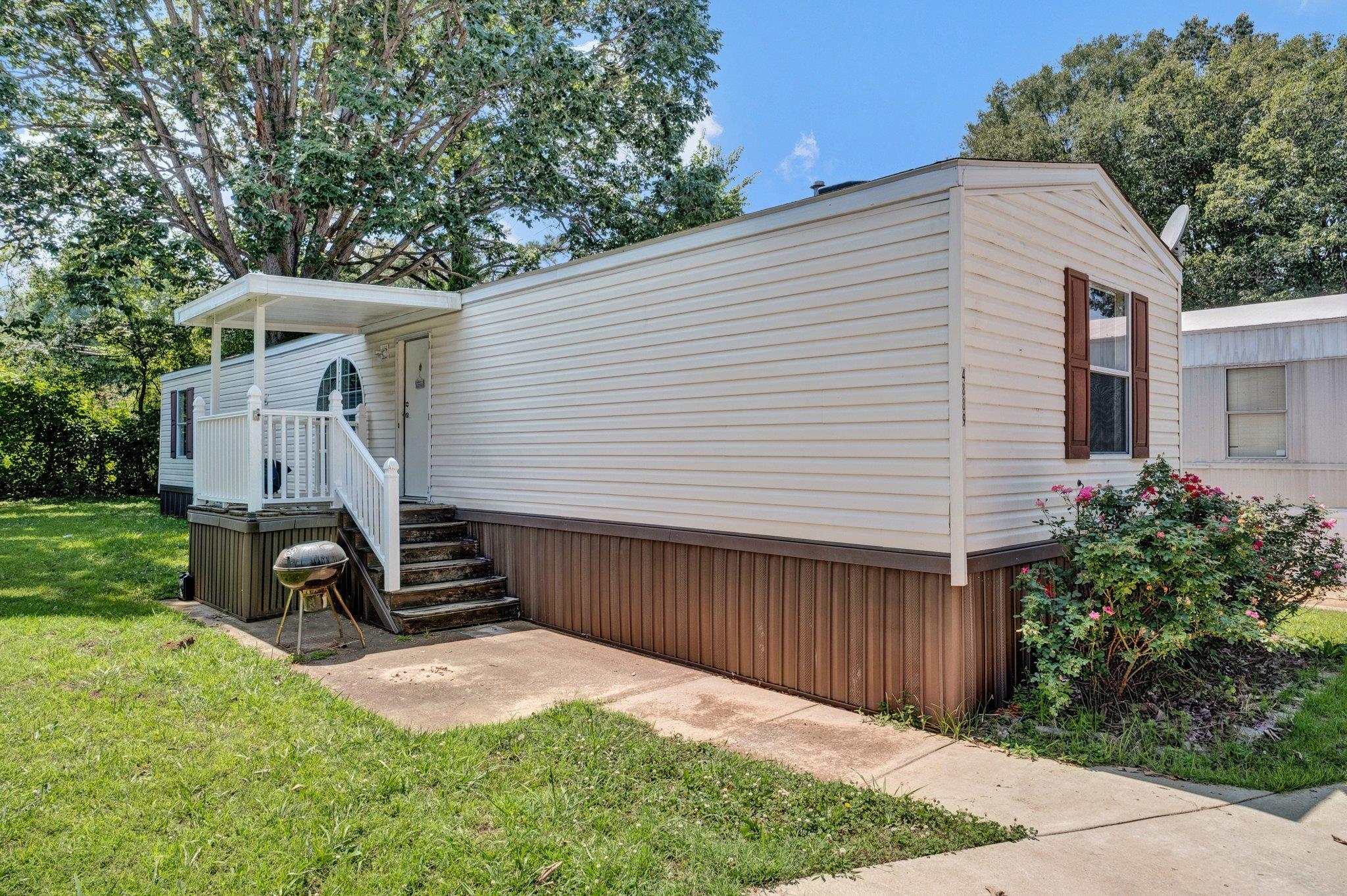 4889 CHUMBLER DR