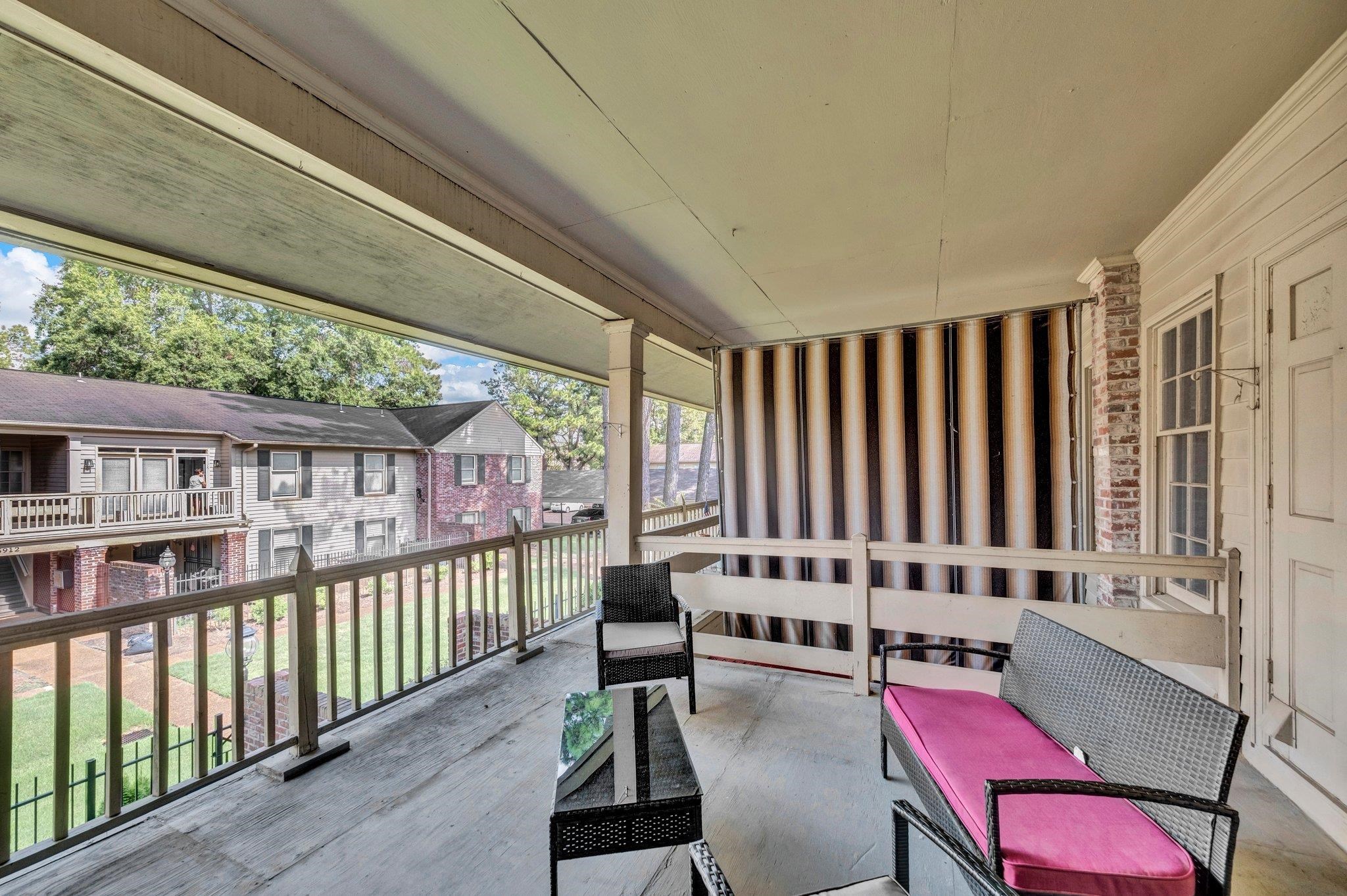 5906 NOYES CT Unit: 4