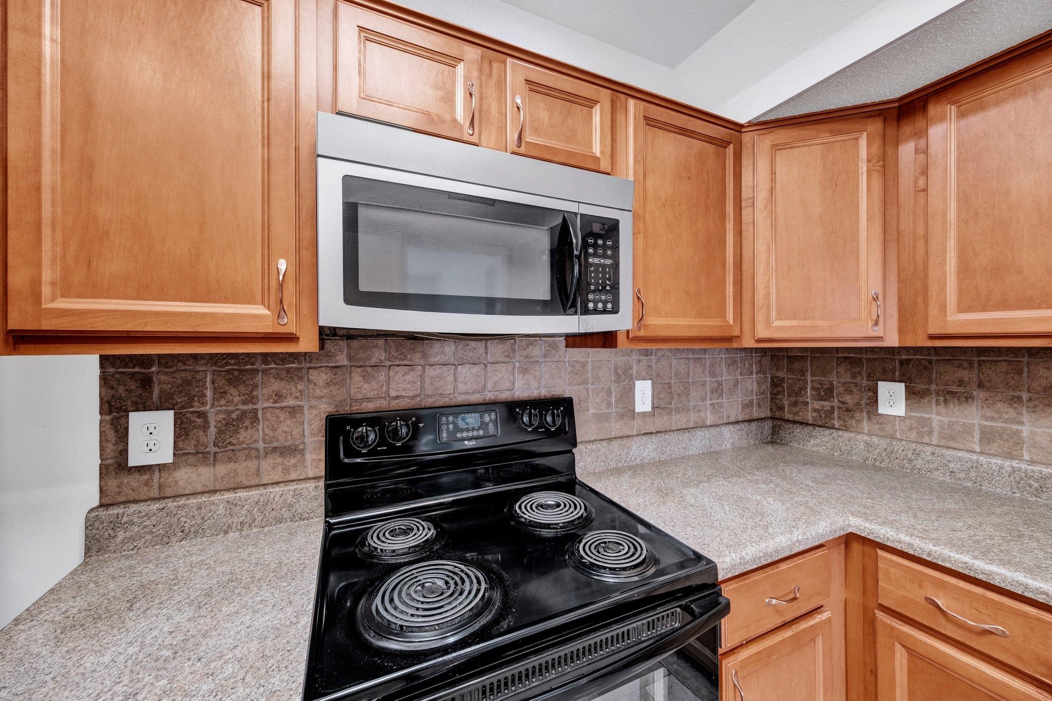 5906 NOYES CT Unit: 4