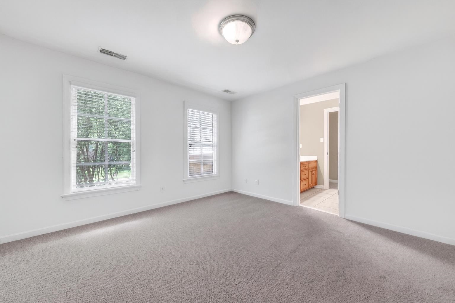 1062 CENTER RIDGE RD