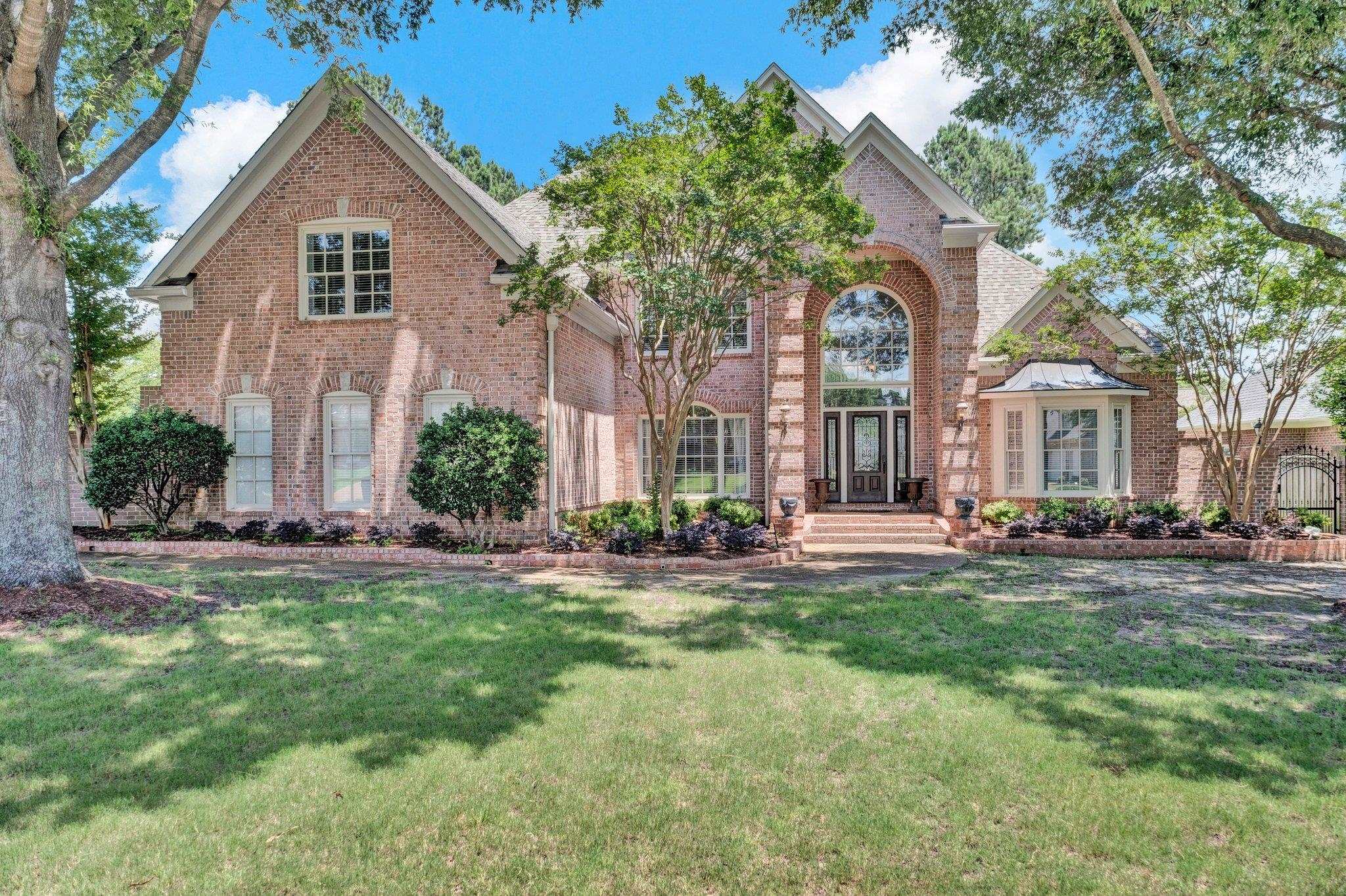 1062 CENTER RIDGE RD