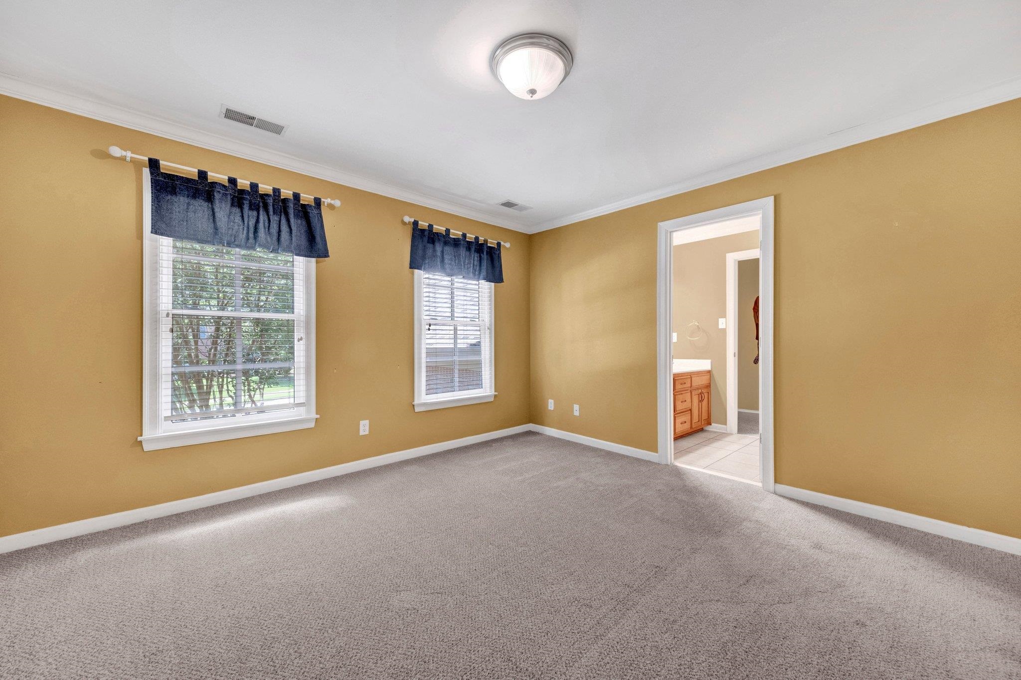 1062 CENTER RIDGE RD