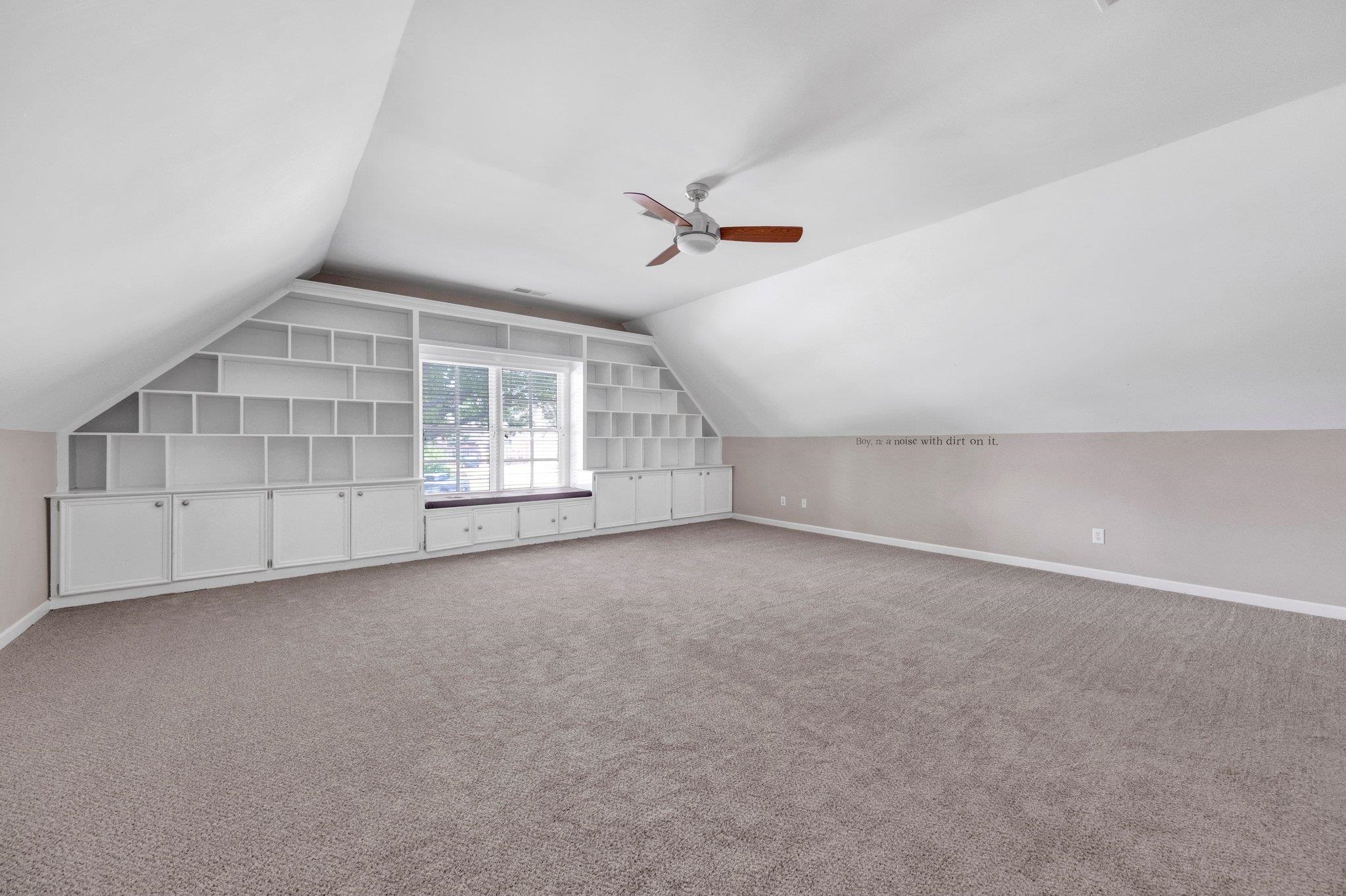 1062 CENTER RIDGE RD