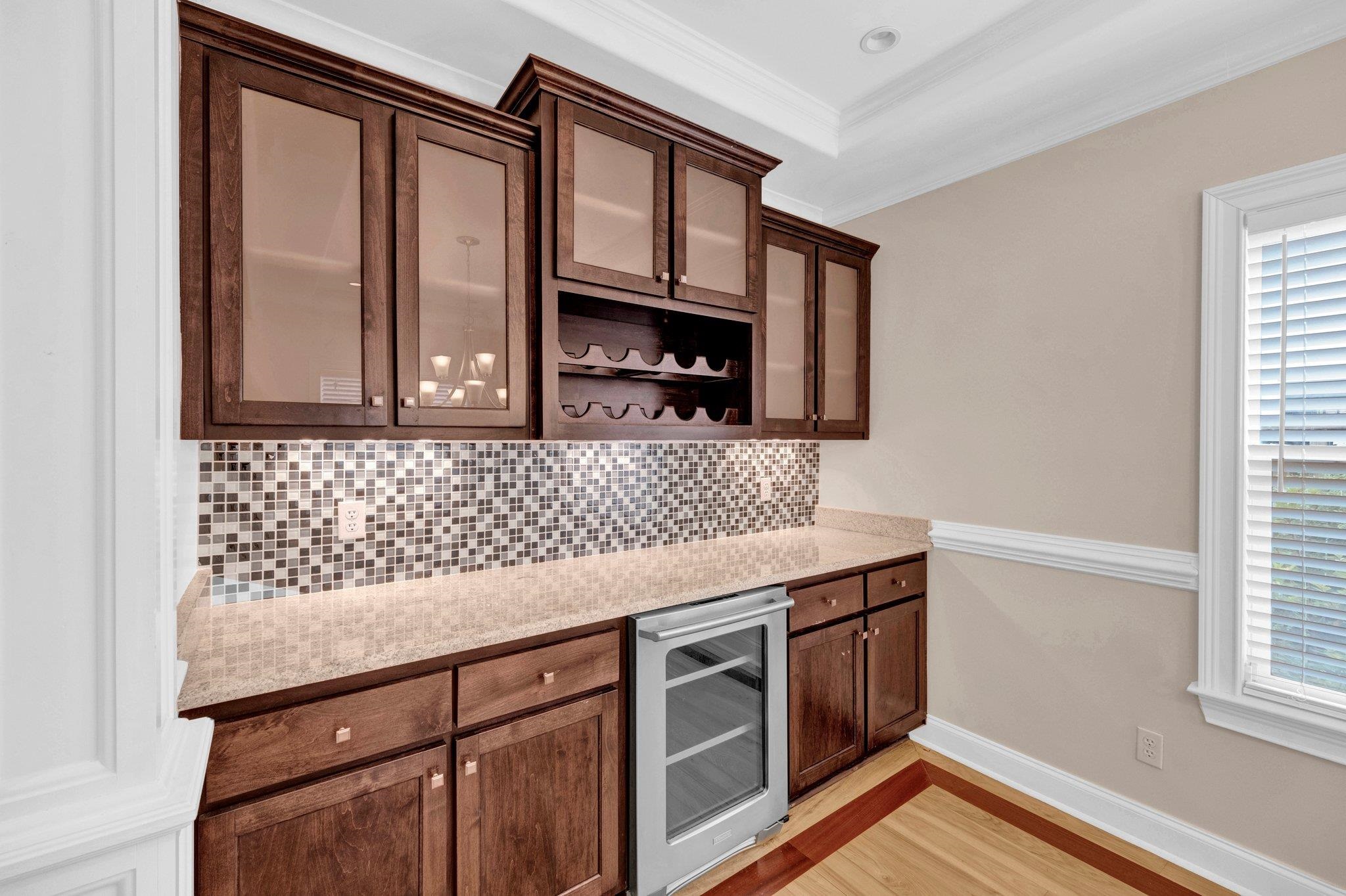 1160 HARBOR RIVER CV