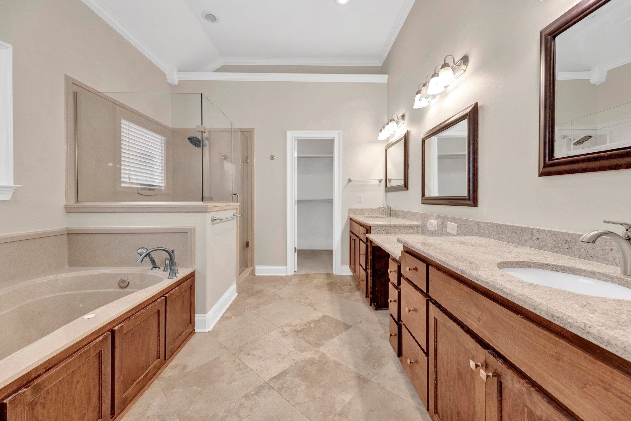 1160 HARBOR RIVER CV