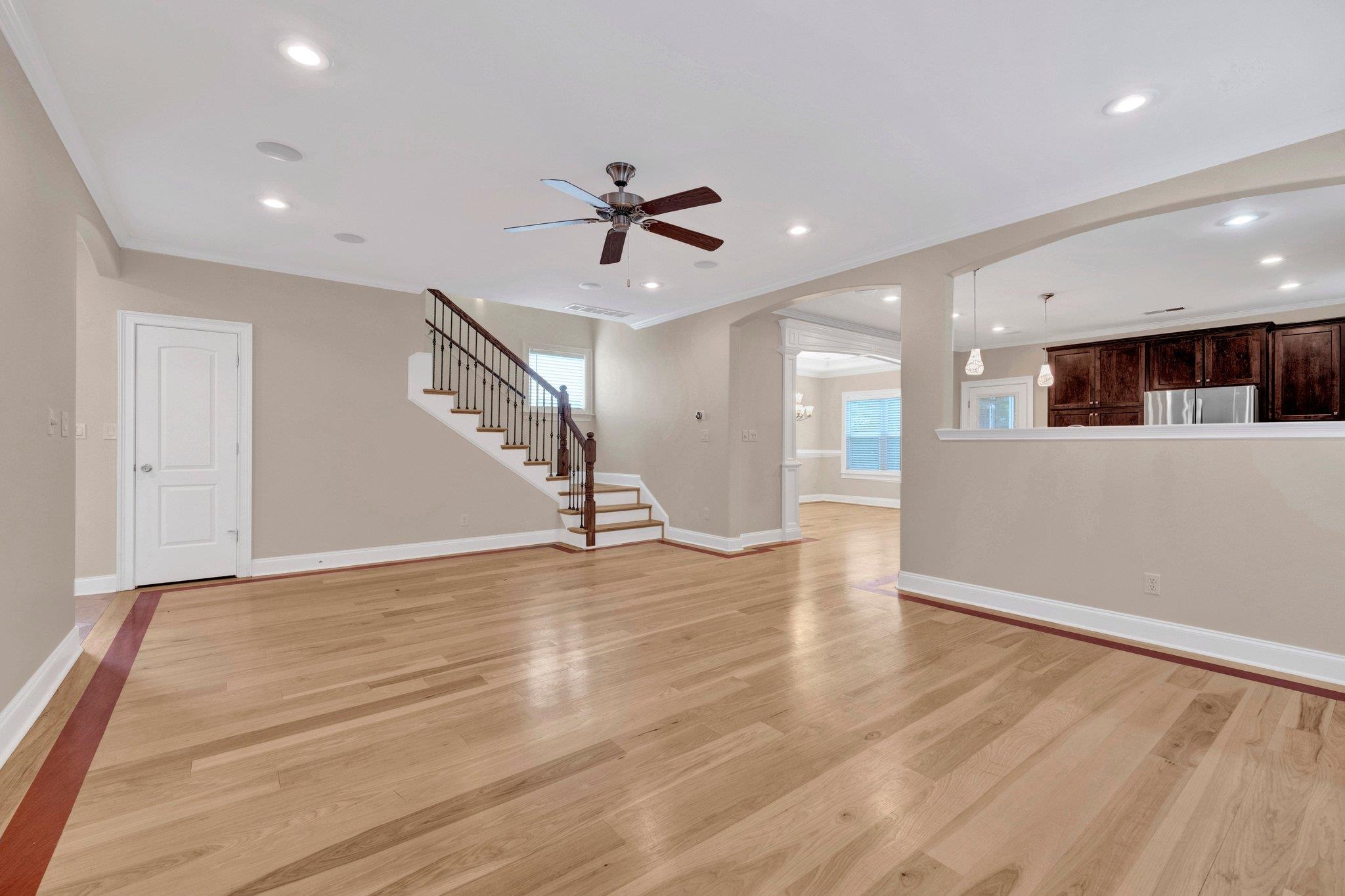 1160 HARBOR RIVER CV