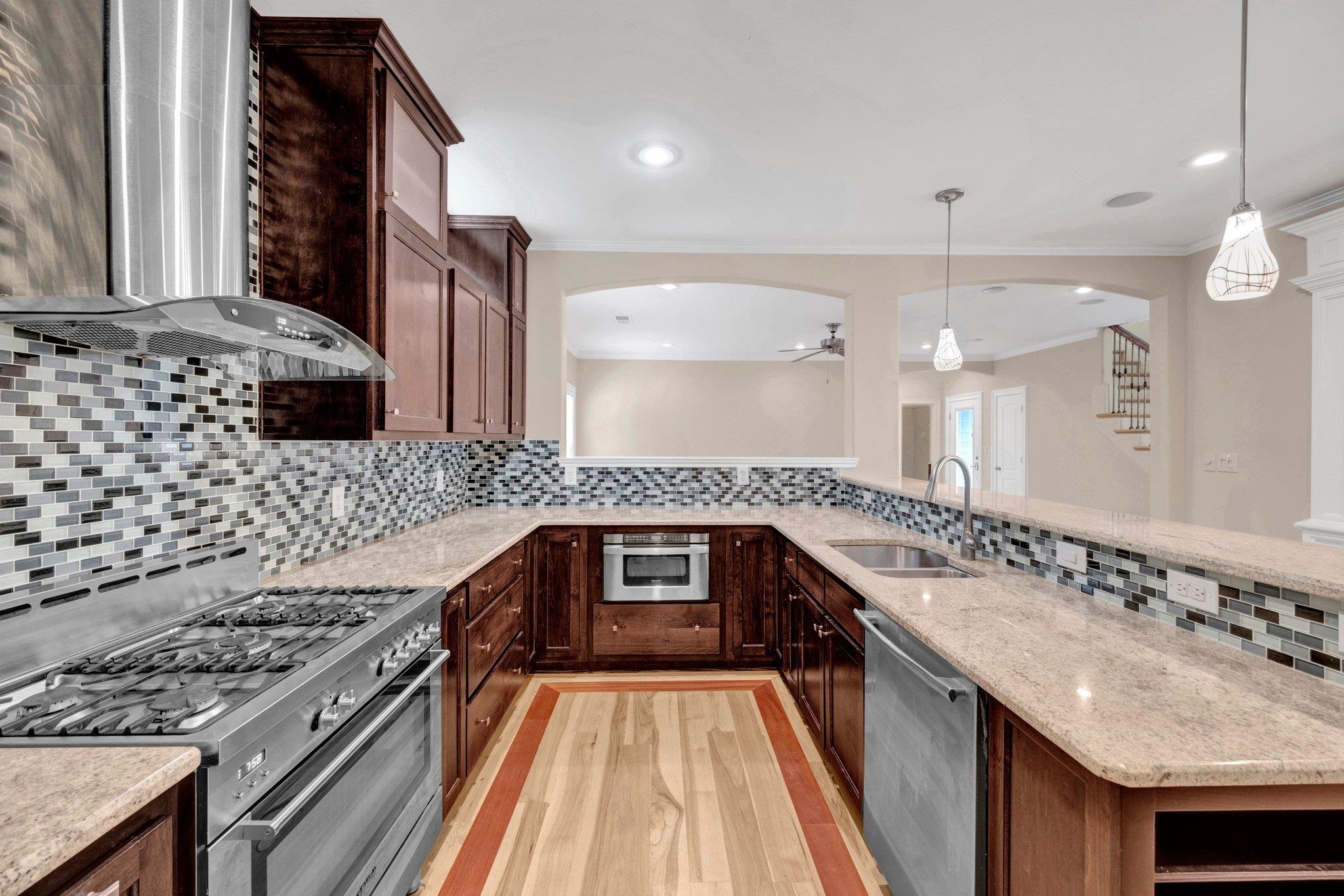 1160 HARBOR RIVER CV