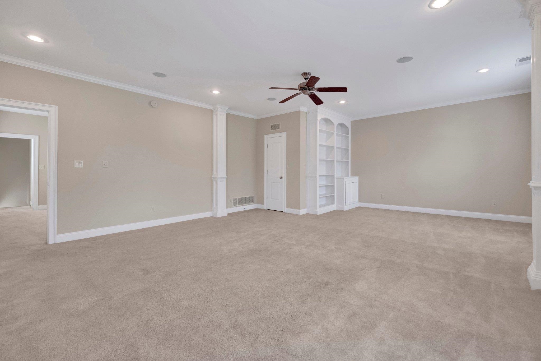 1160 HARBOR RIVER CV