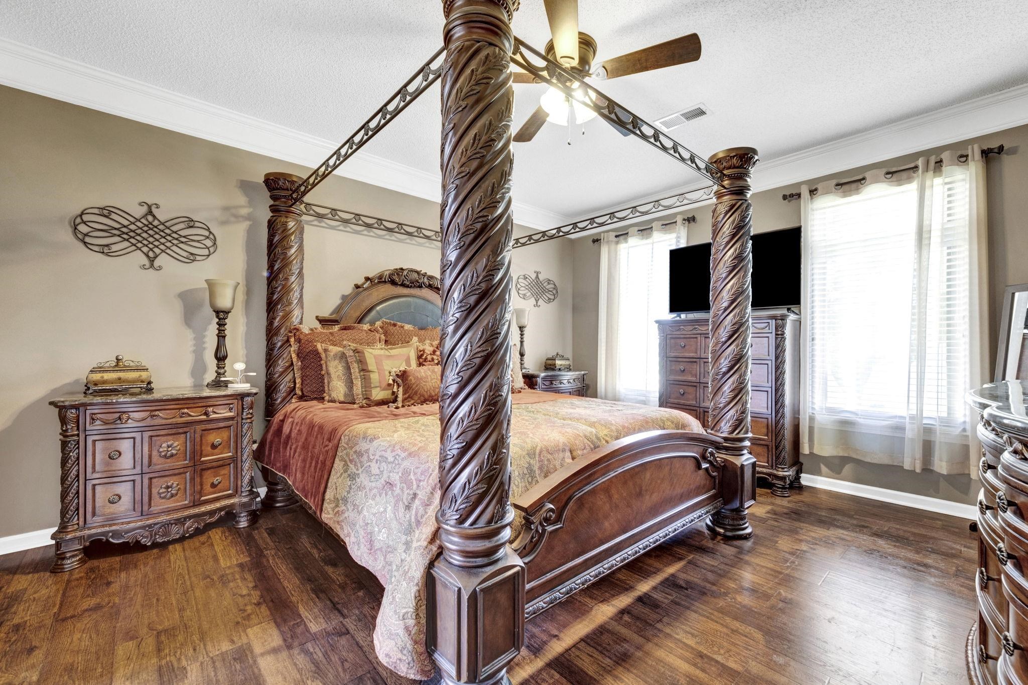 6661 E EASEAWAY CV E