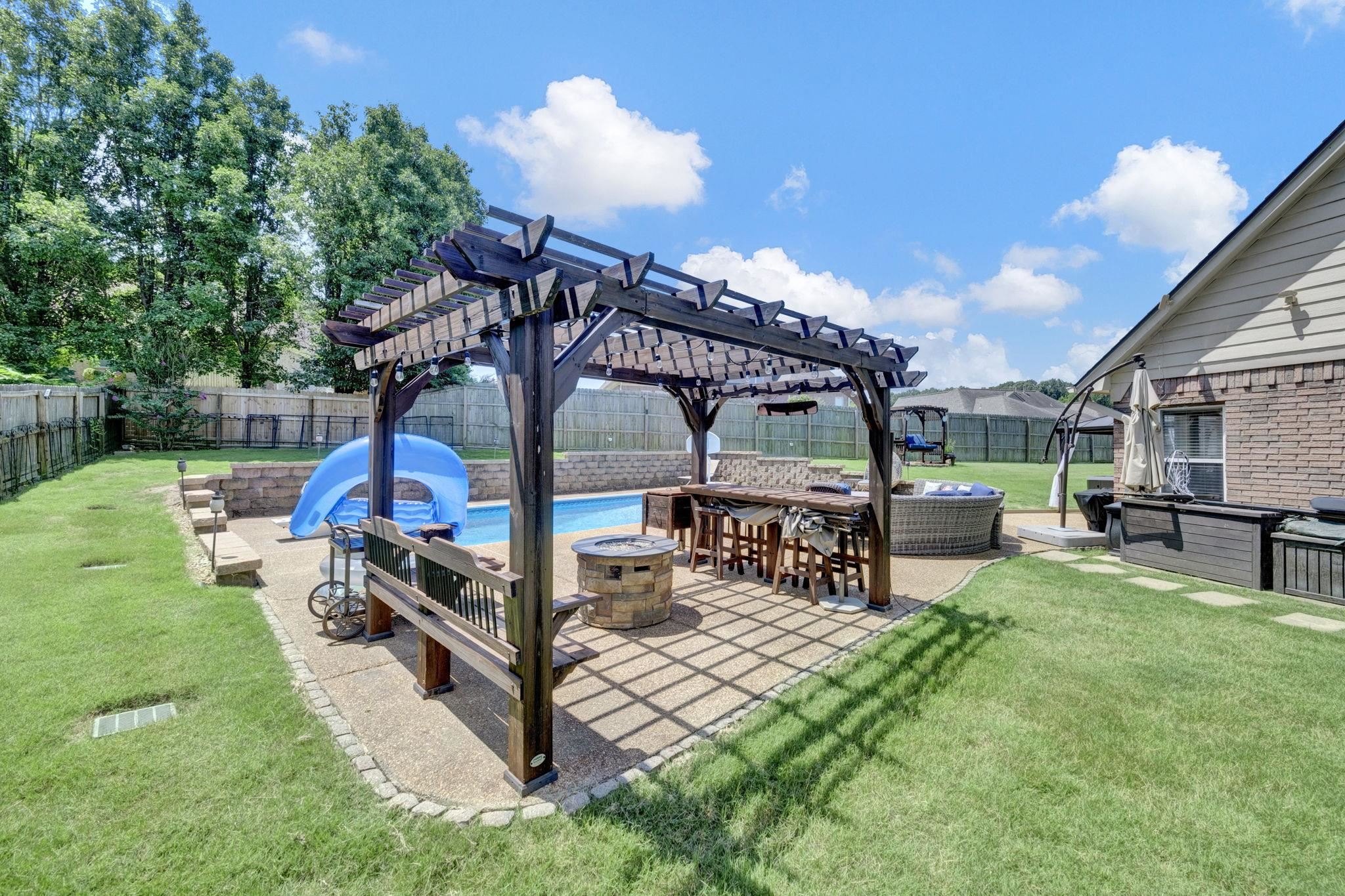 6661 E EASEAWAY CV E