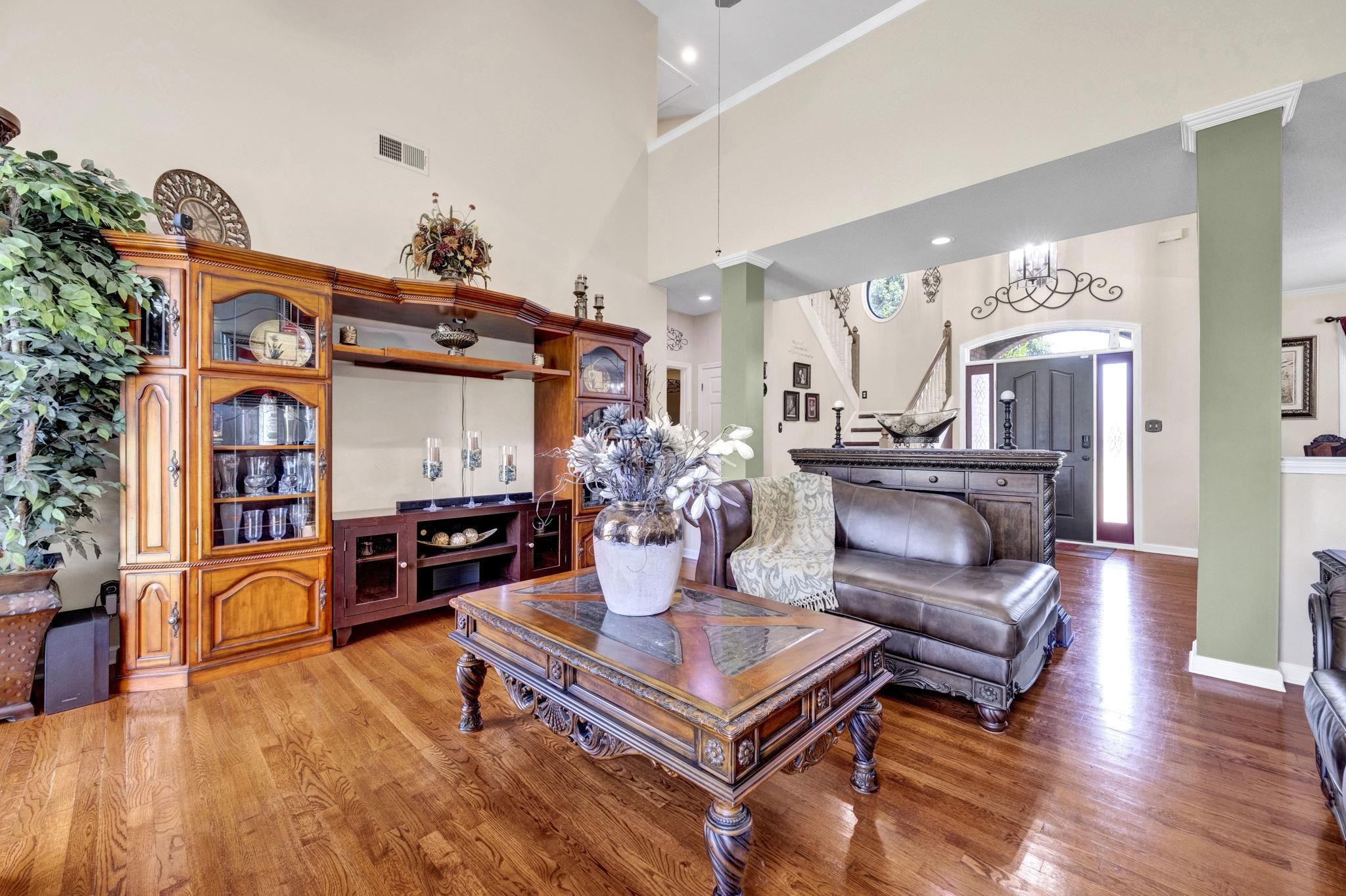 6661 E EASEAWAY CV E