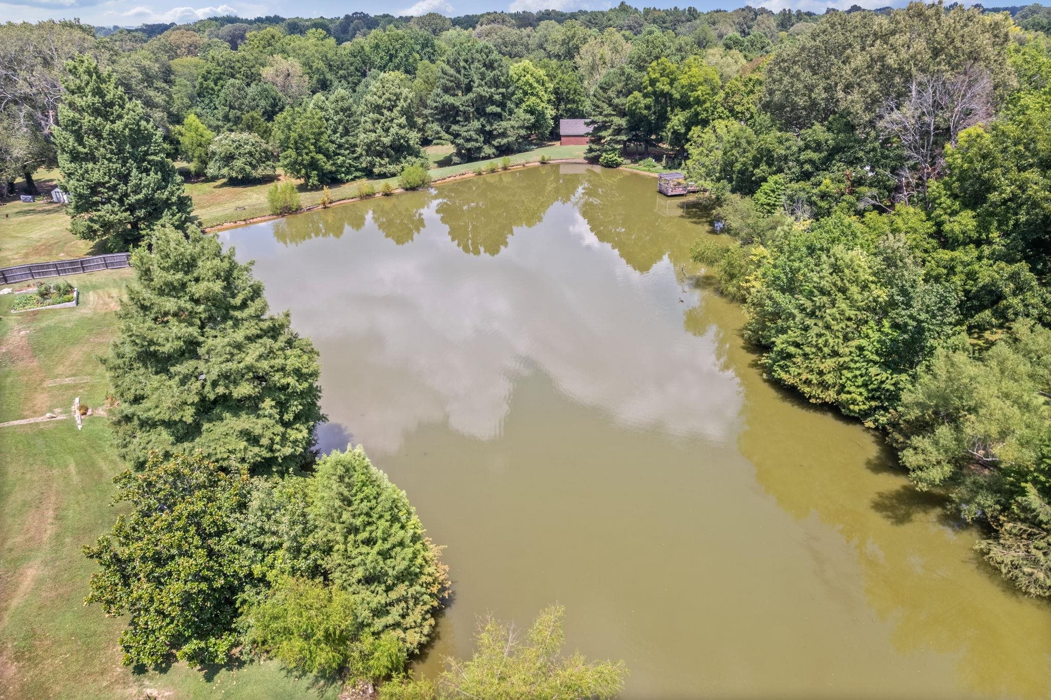 8140 HUNTERS HILL CV