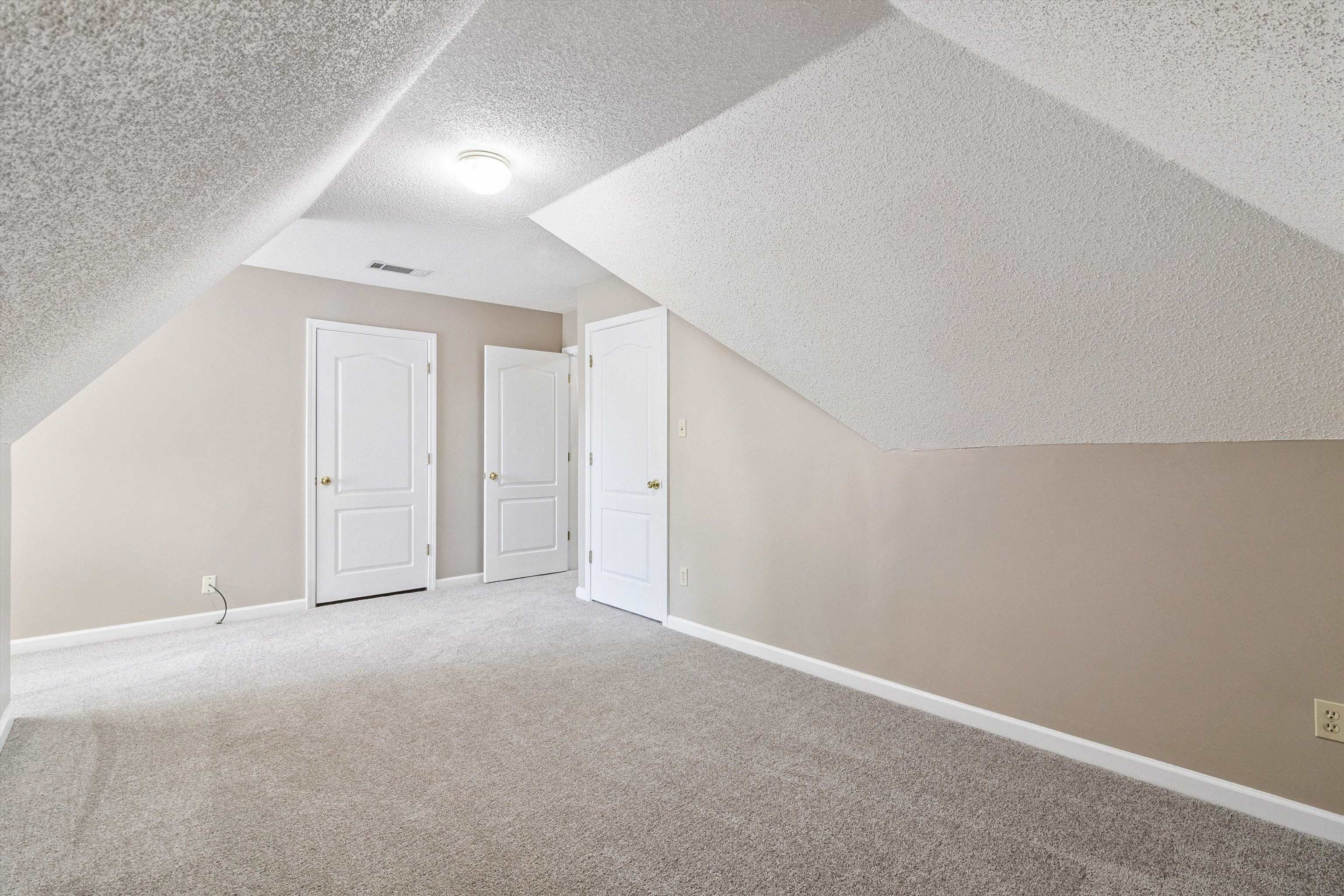 157 DUDNEY MEAD CV