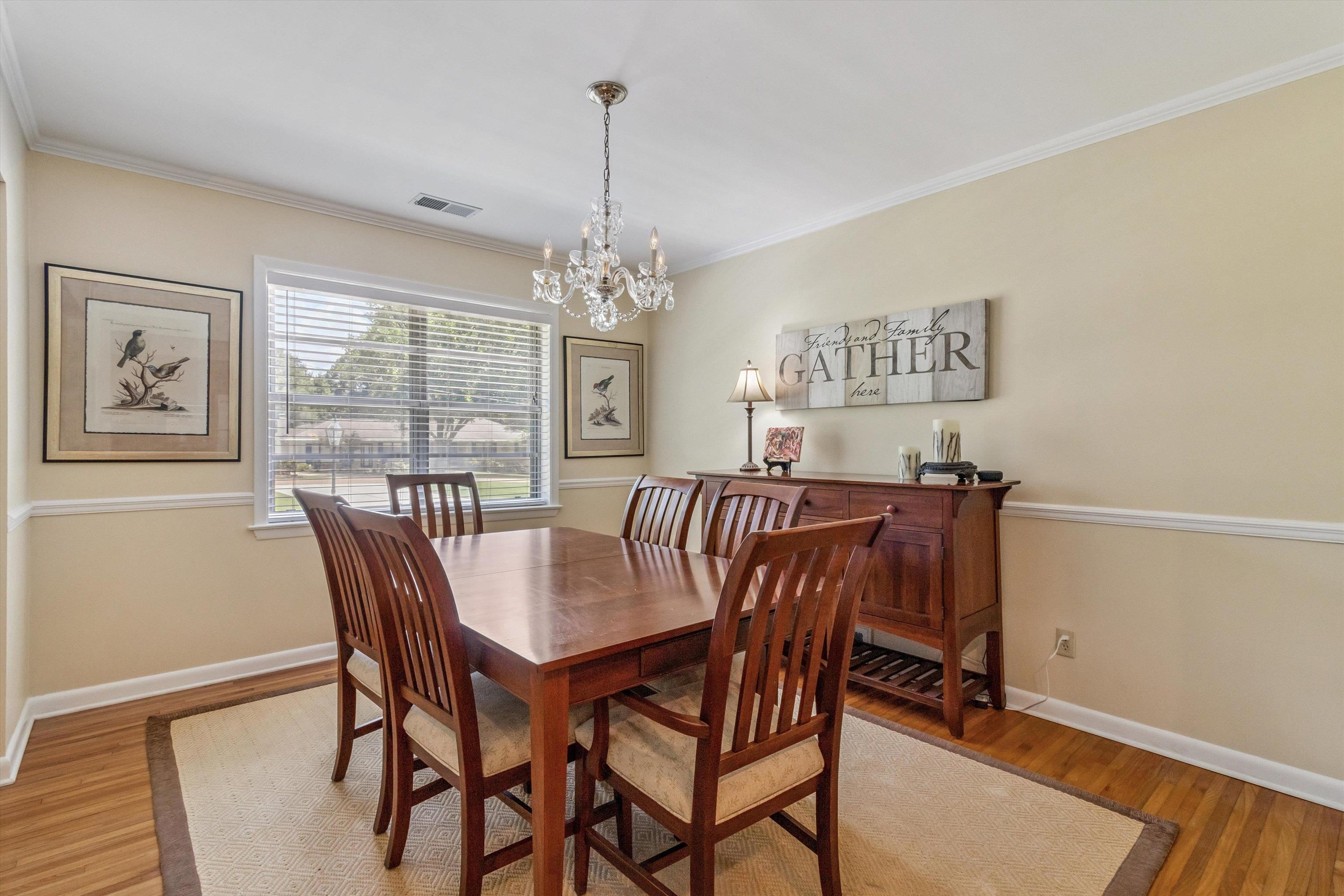 2523 E HAWTHORNE RD E