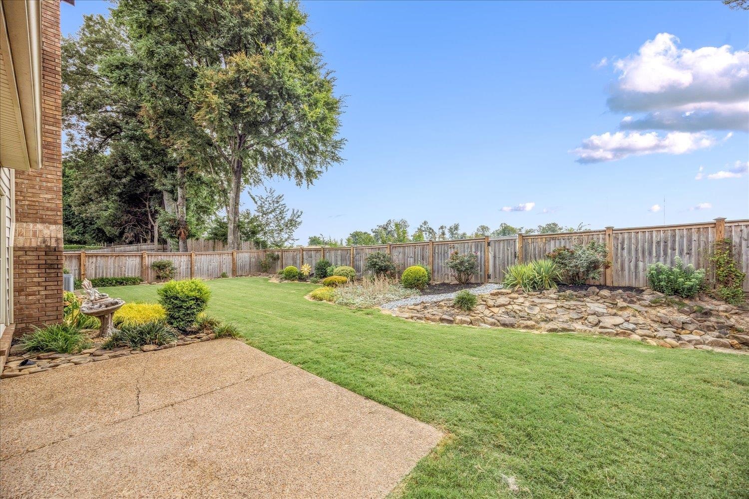 3148 HILL LAKE DR
