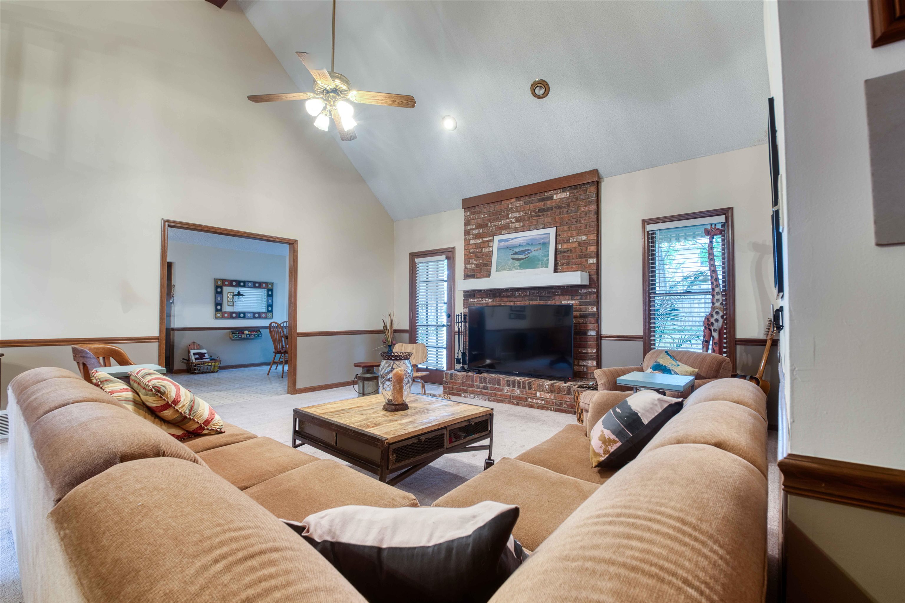 510 OLD OAK LN
