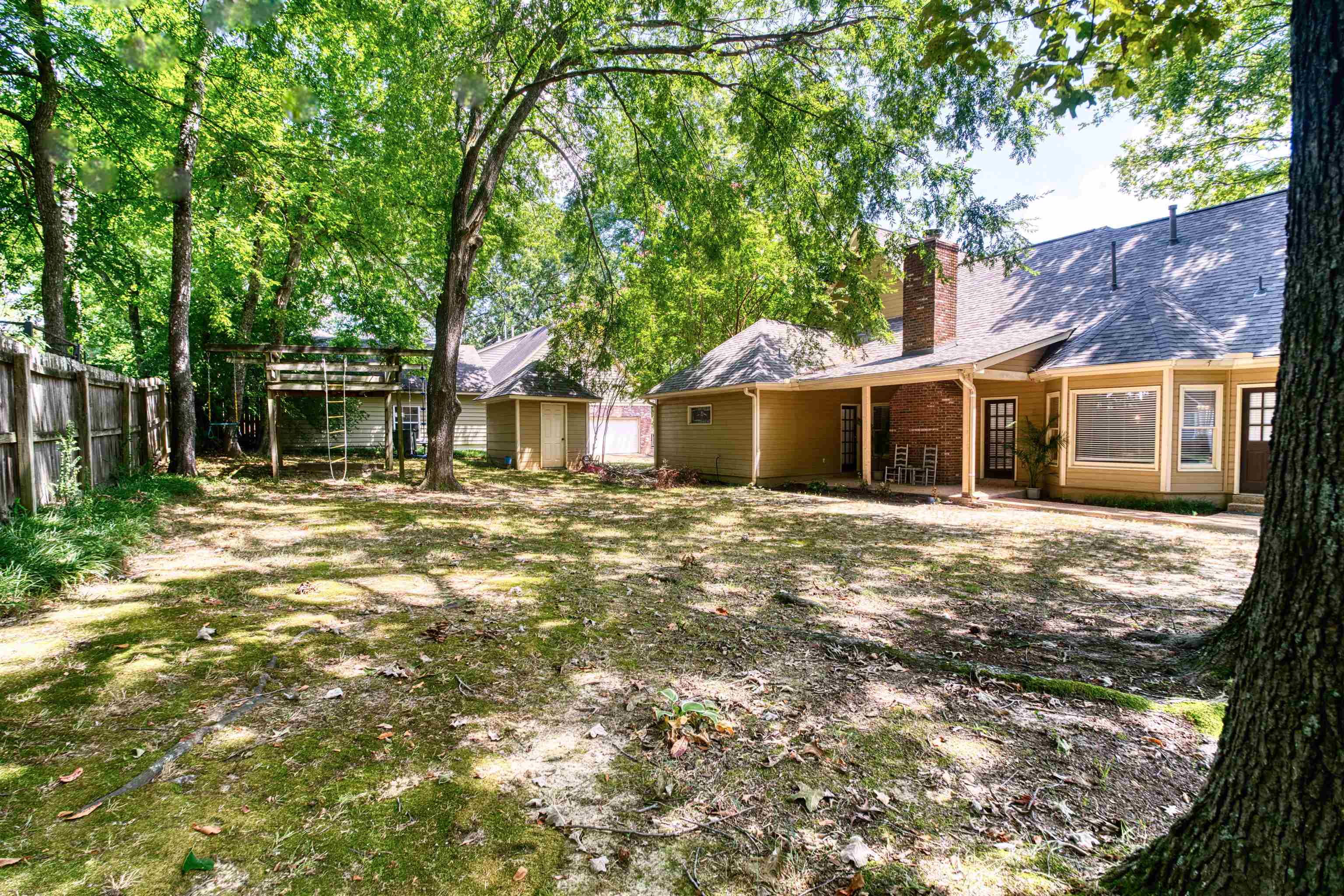 510 OLD OAK LN