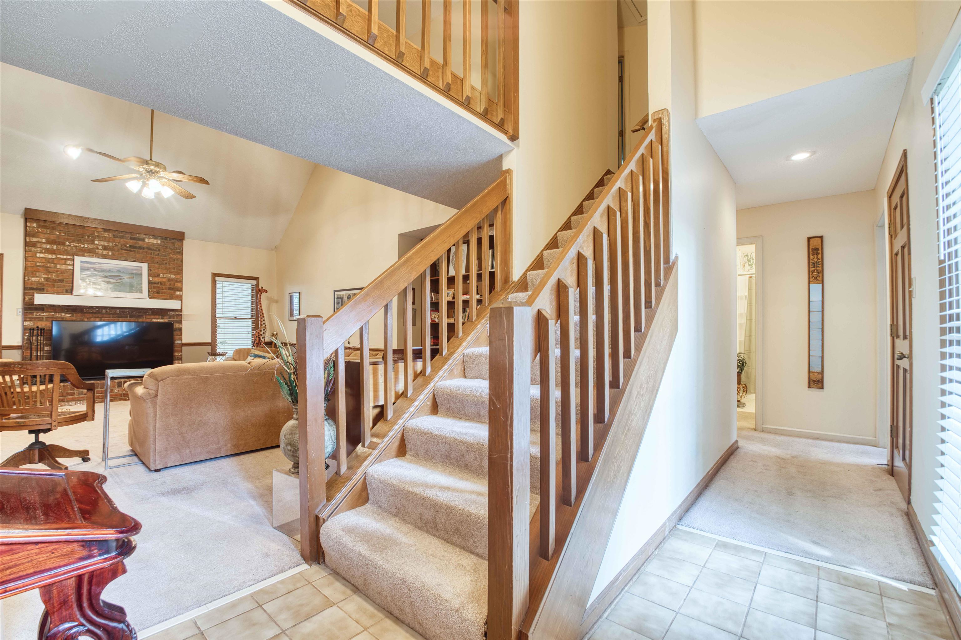 510 OLD OAK LN