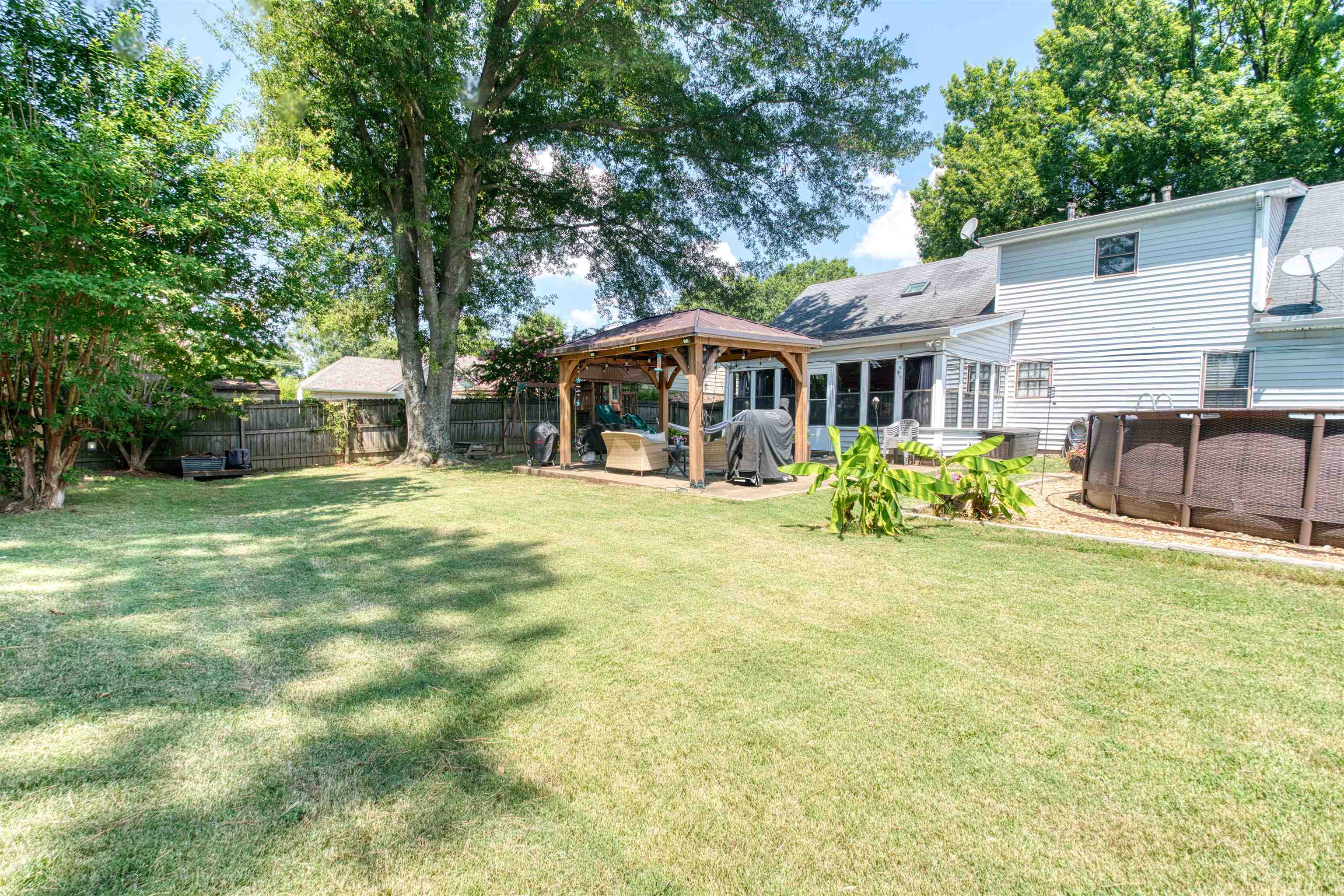 3216 VENSON DR