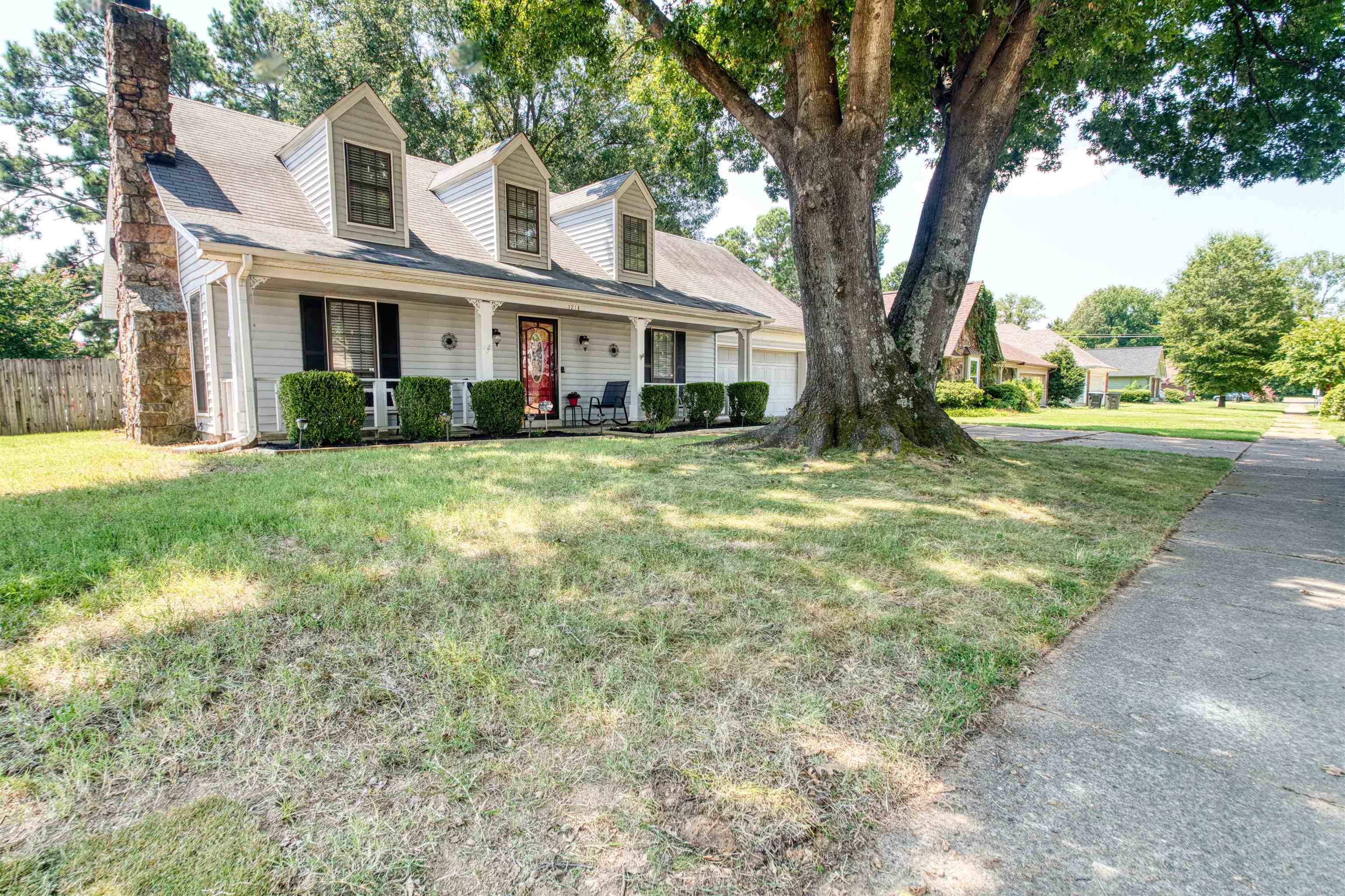 3216 VENSON DR