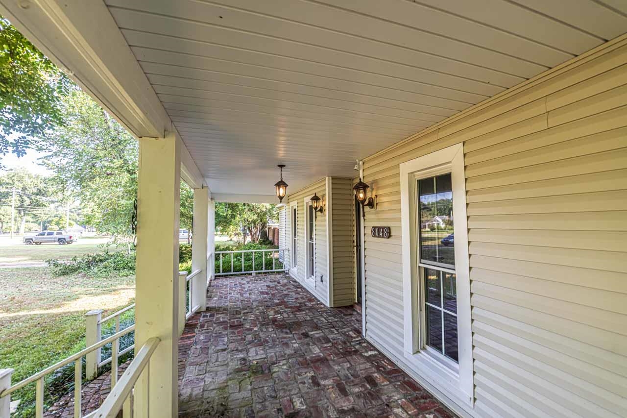 8048 ROSEMARK RD