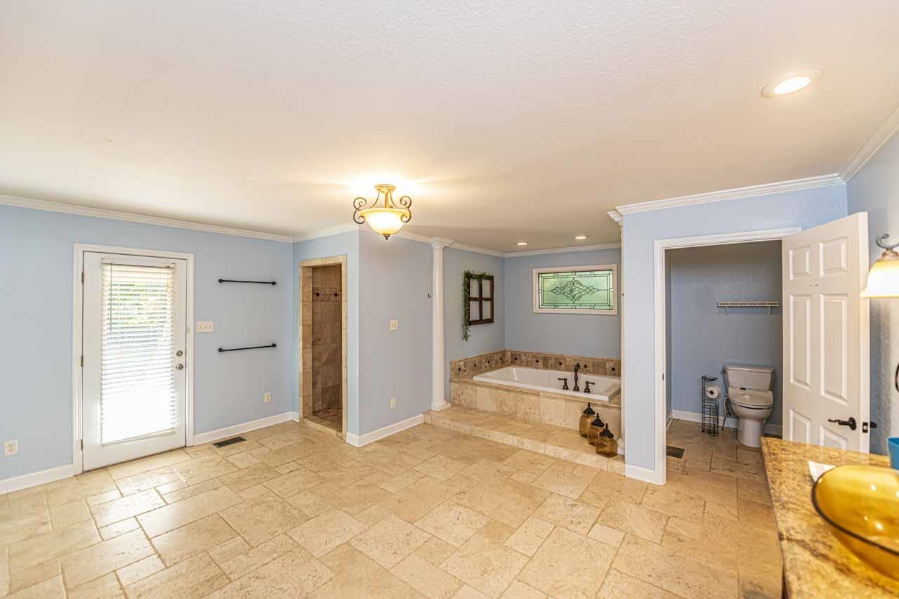 8048 ROSEMARK RD