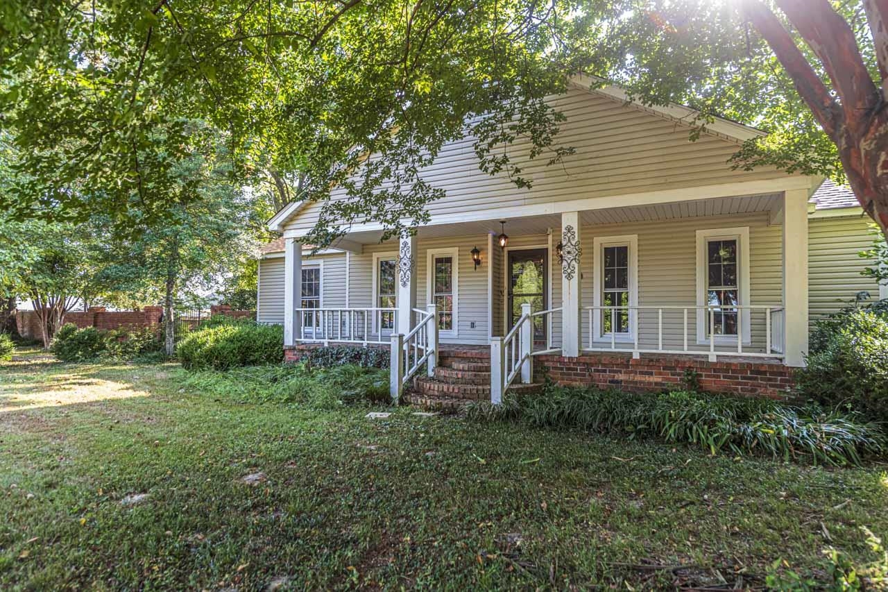 8048 ROSEMARK RD