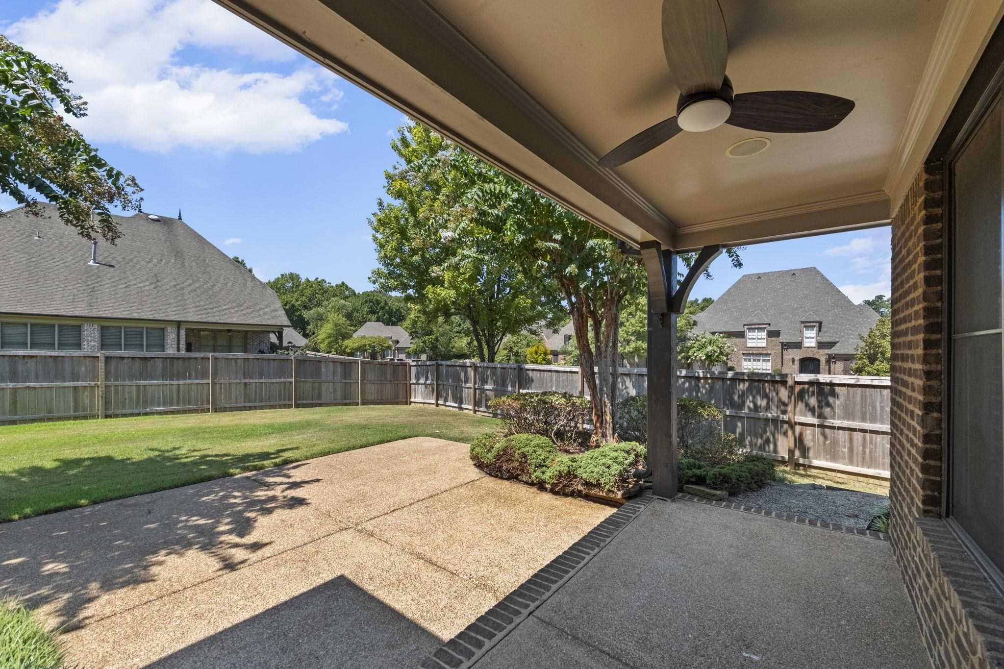 10069 CHALET SPRINGS DR