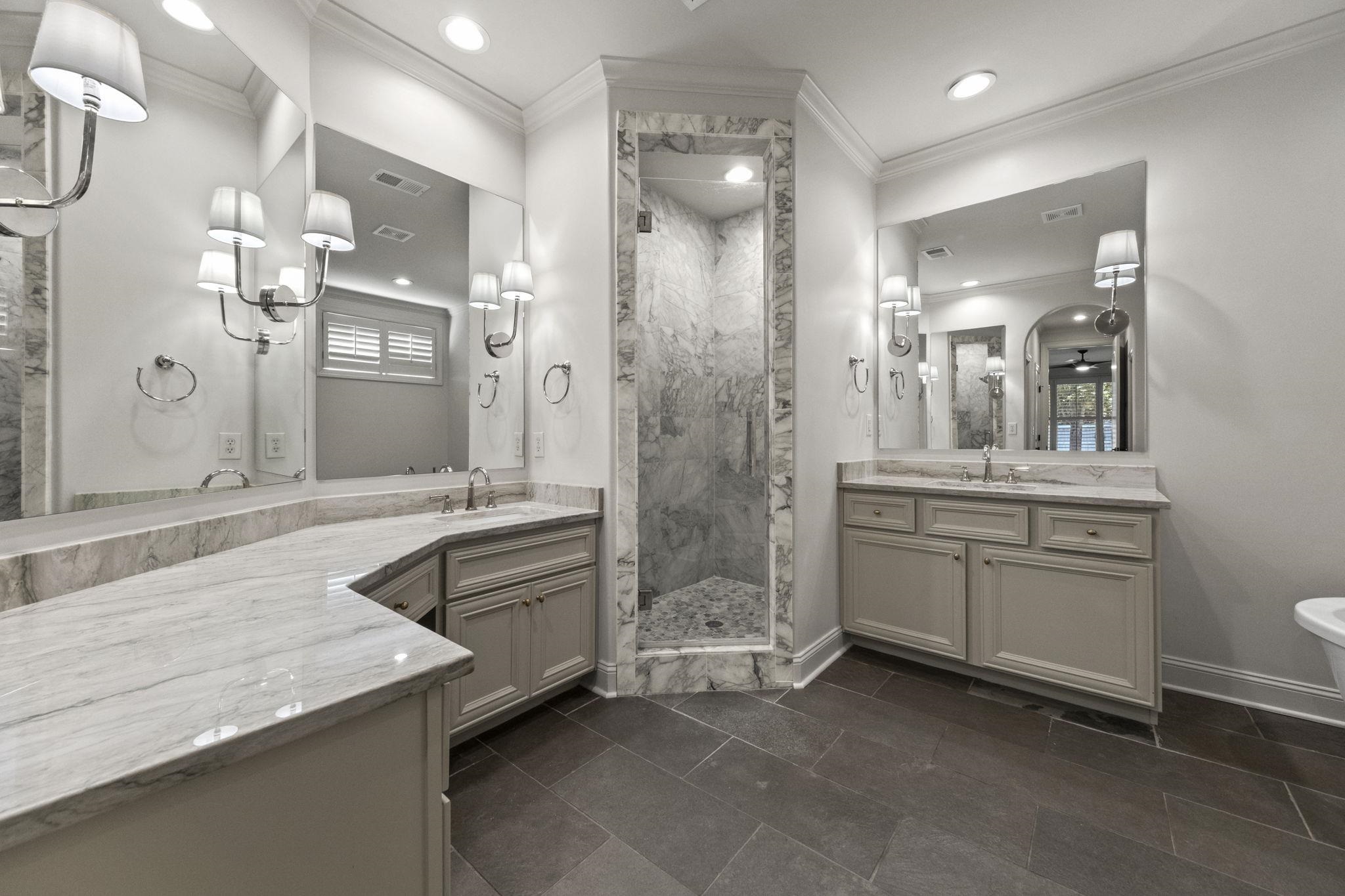 10069 CHALET SPRINGS DR