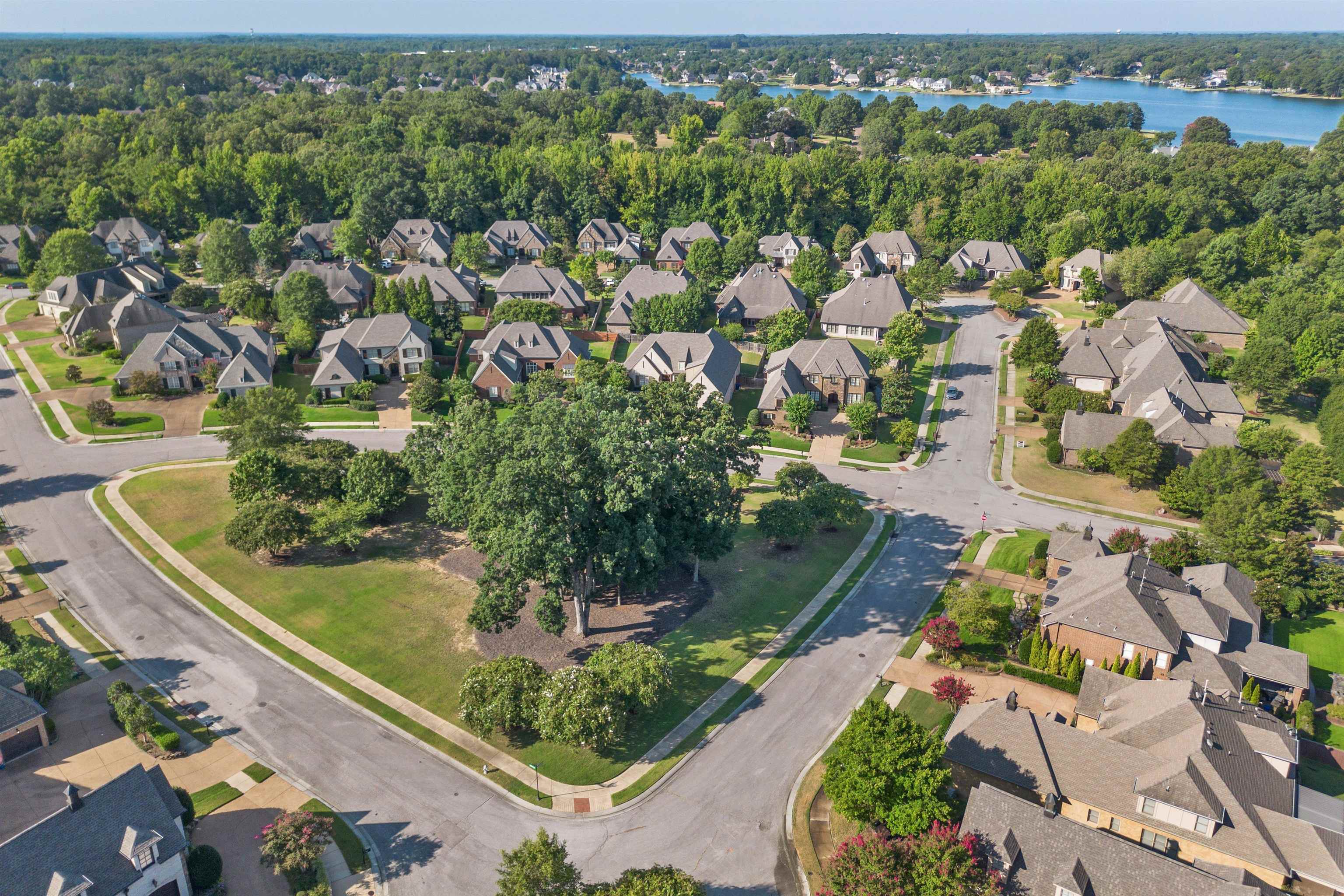 10069 CHALET SPRINGS DR