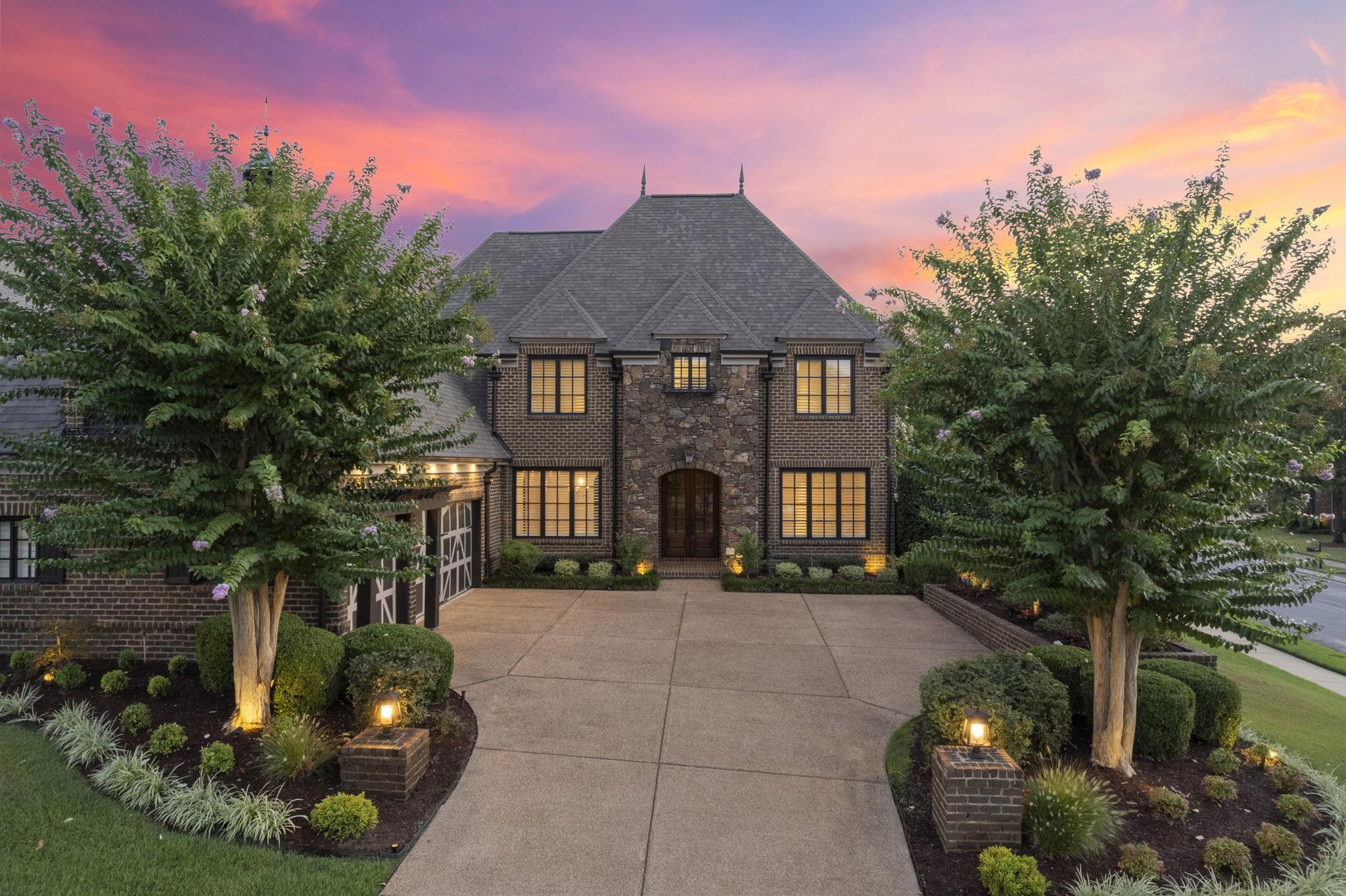 10069 CHALET SPRINGS DR