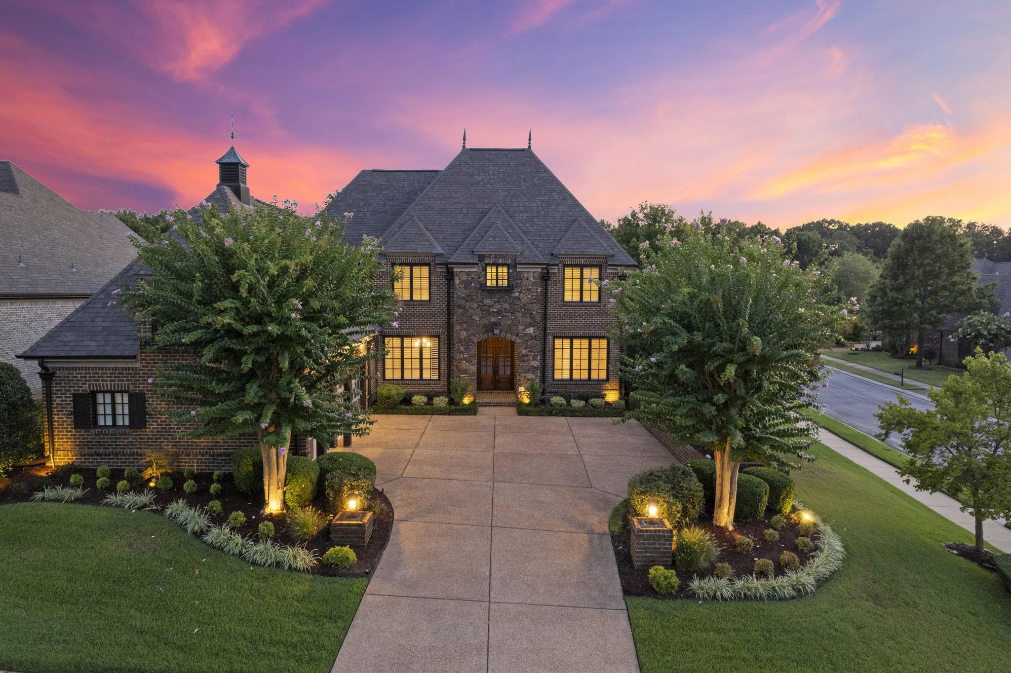 10069 CHALET SPRINGS DR