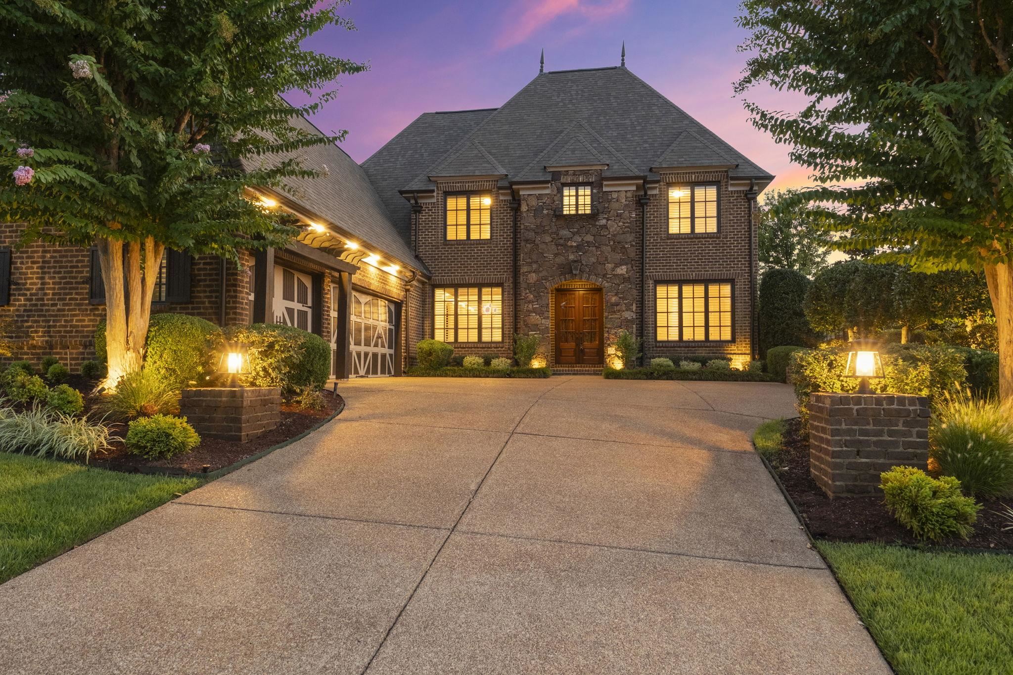 10069 CHALET SPRINGS DR