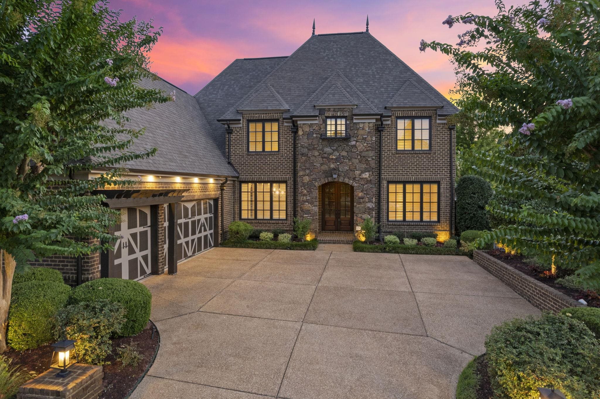 10069 CHALET SPRINGS DR