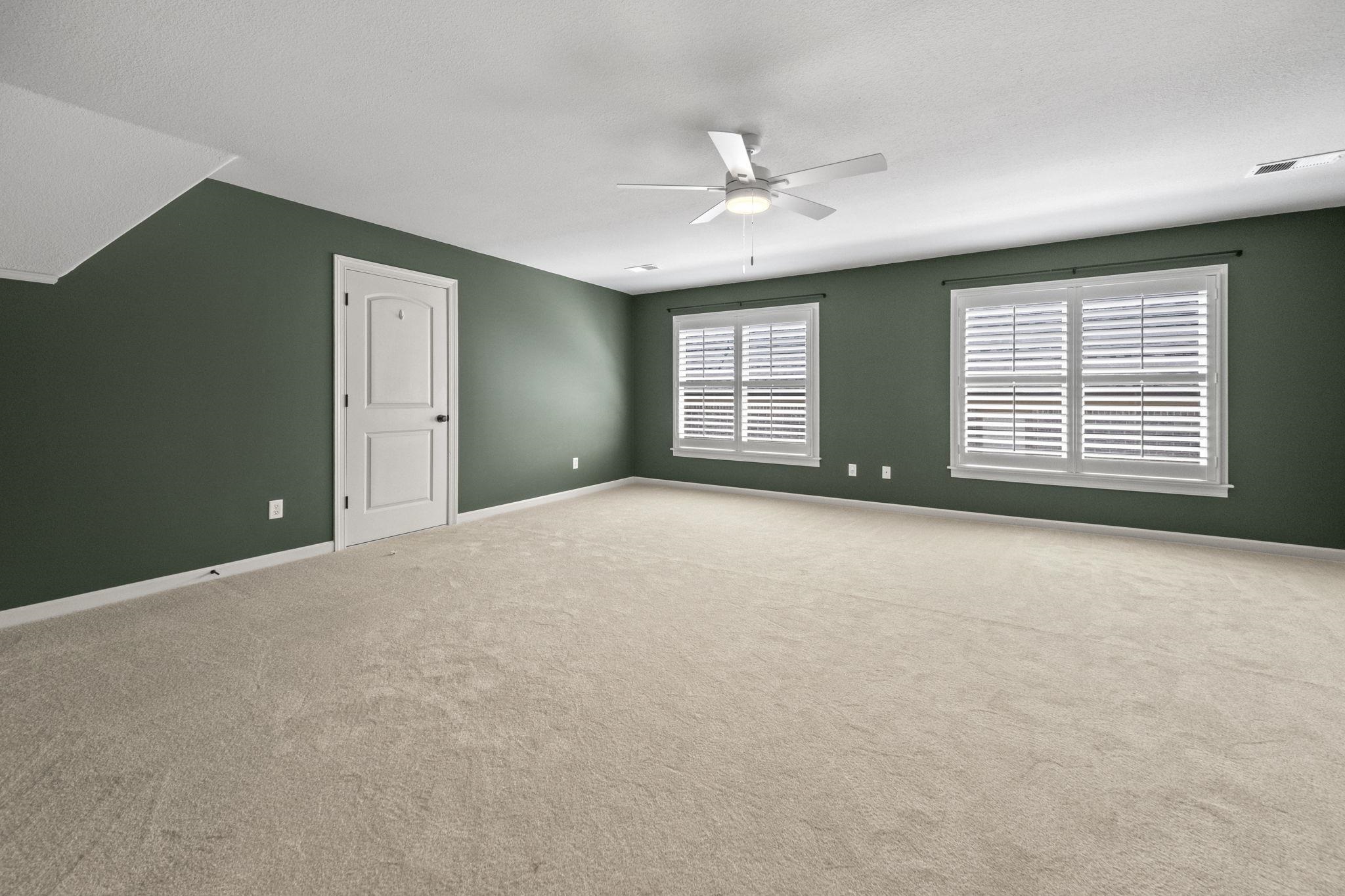 10069 CHALET SPRINGS DR