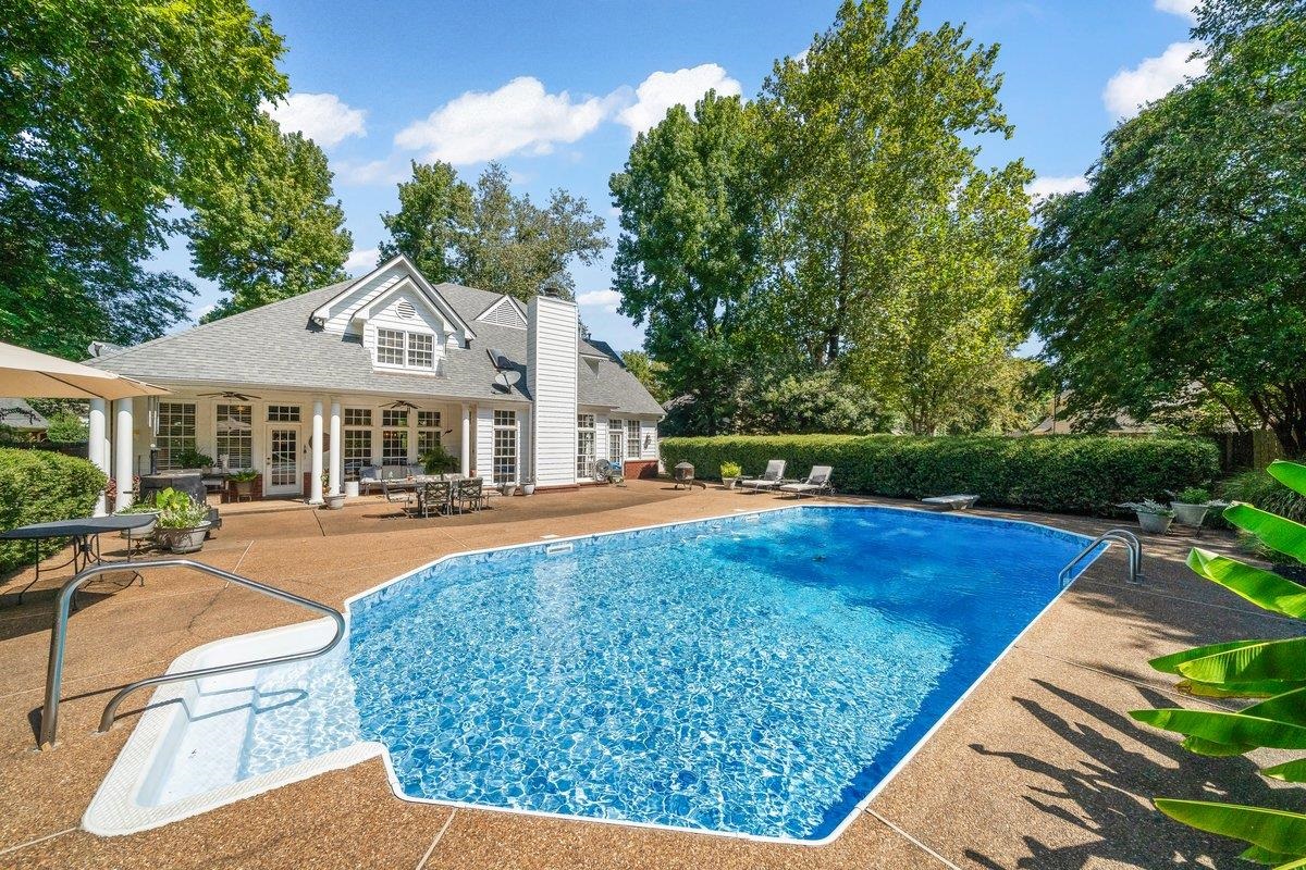 8401 KINGS TRAIL CV
